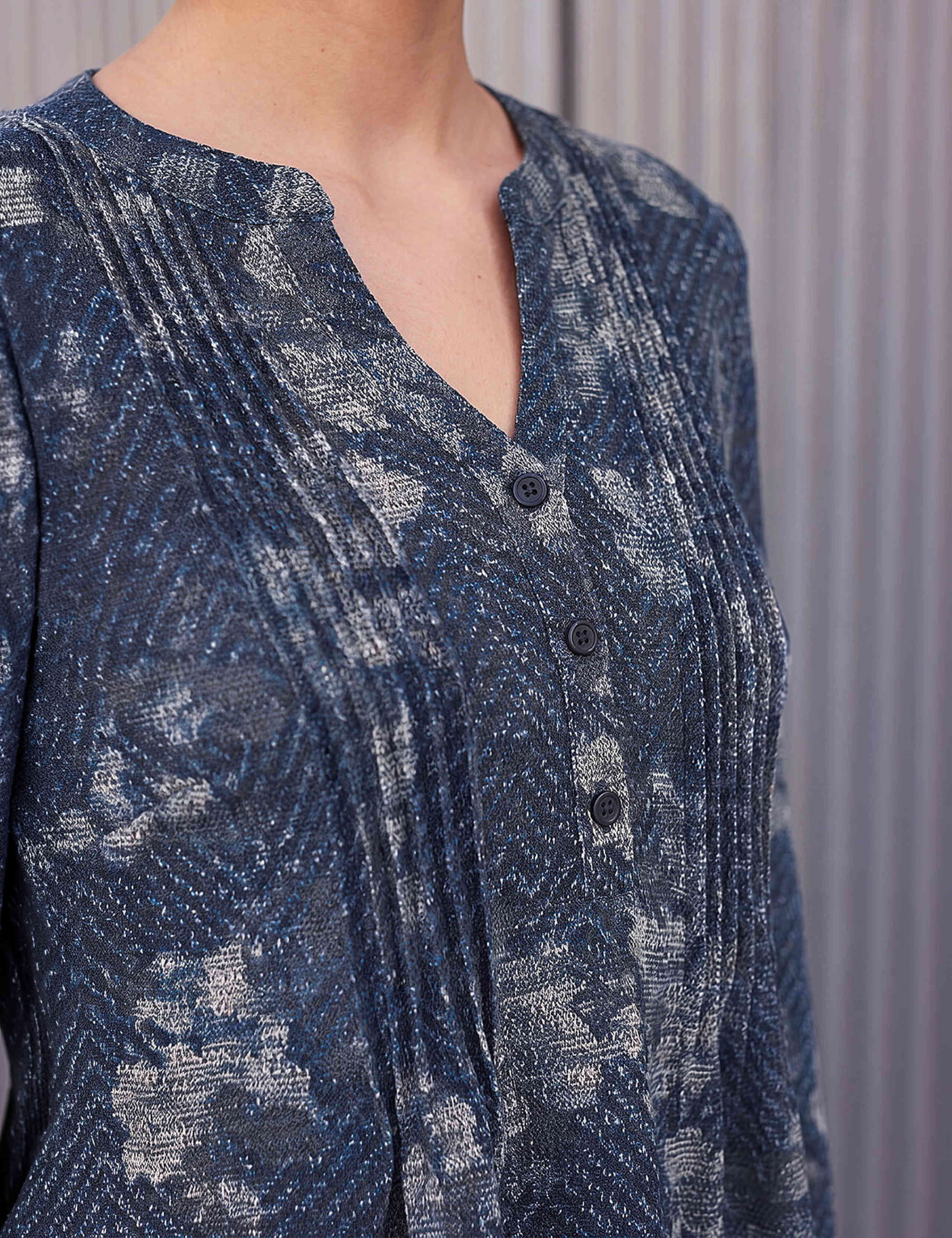 Floral Shift Dress 4 of 4