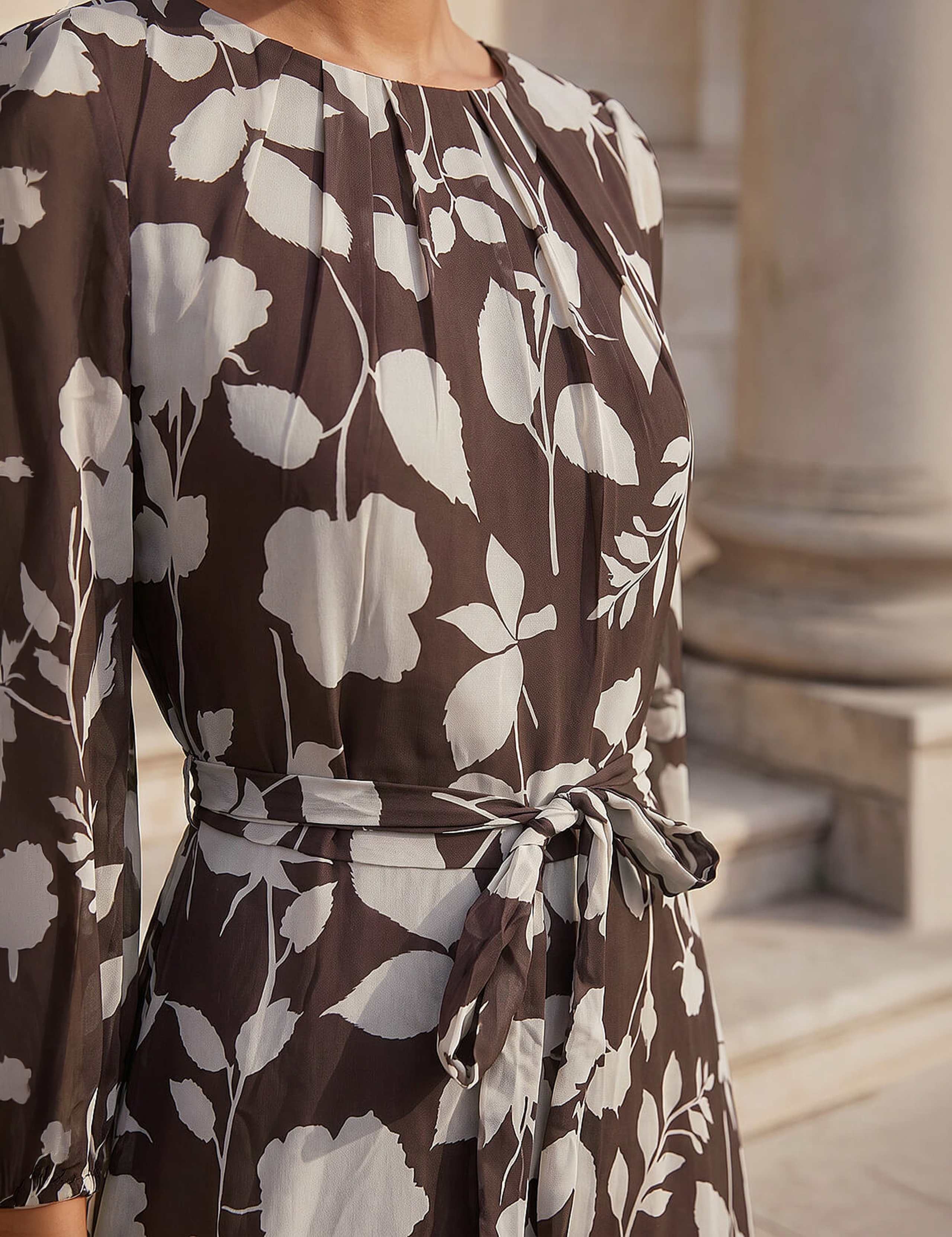 Floral Pleated Midi Dress 4 of 4