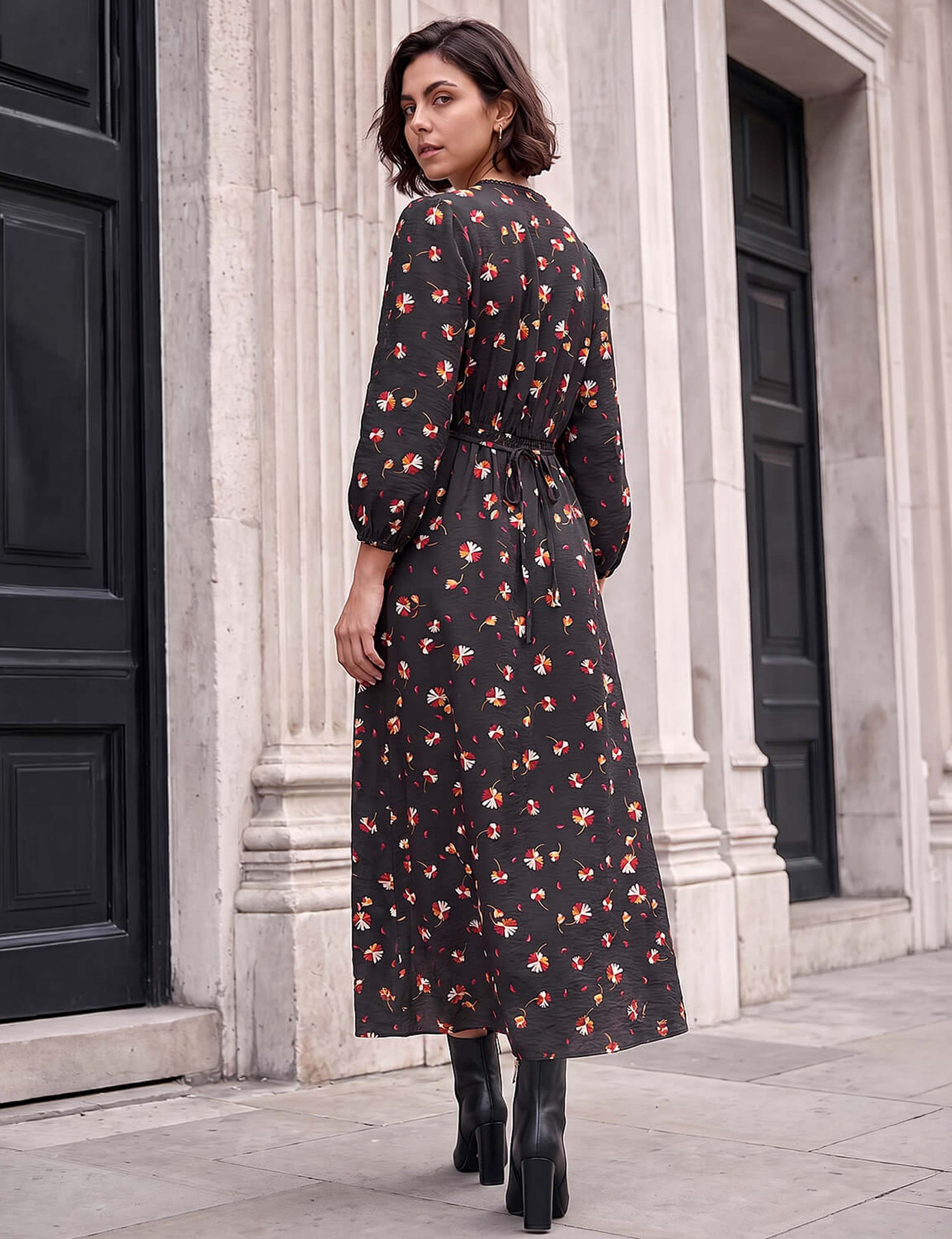 Floral Asymmetric Neck Knee Length Dress 3 of 4