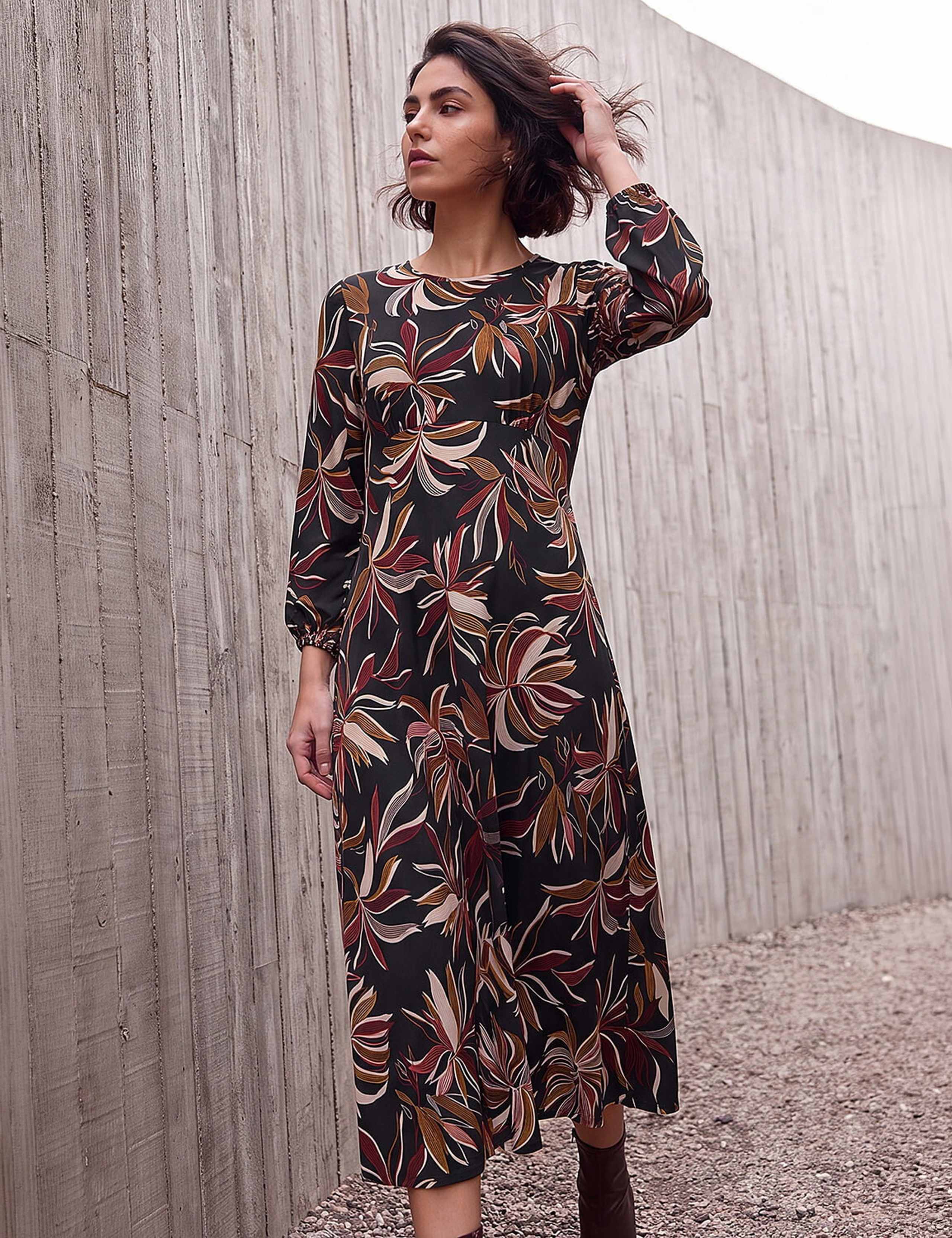 Leaf Print Knee Length A Line Dress 1 of 4