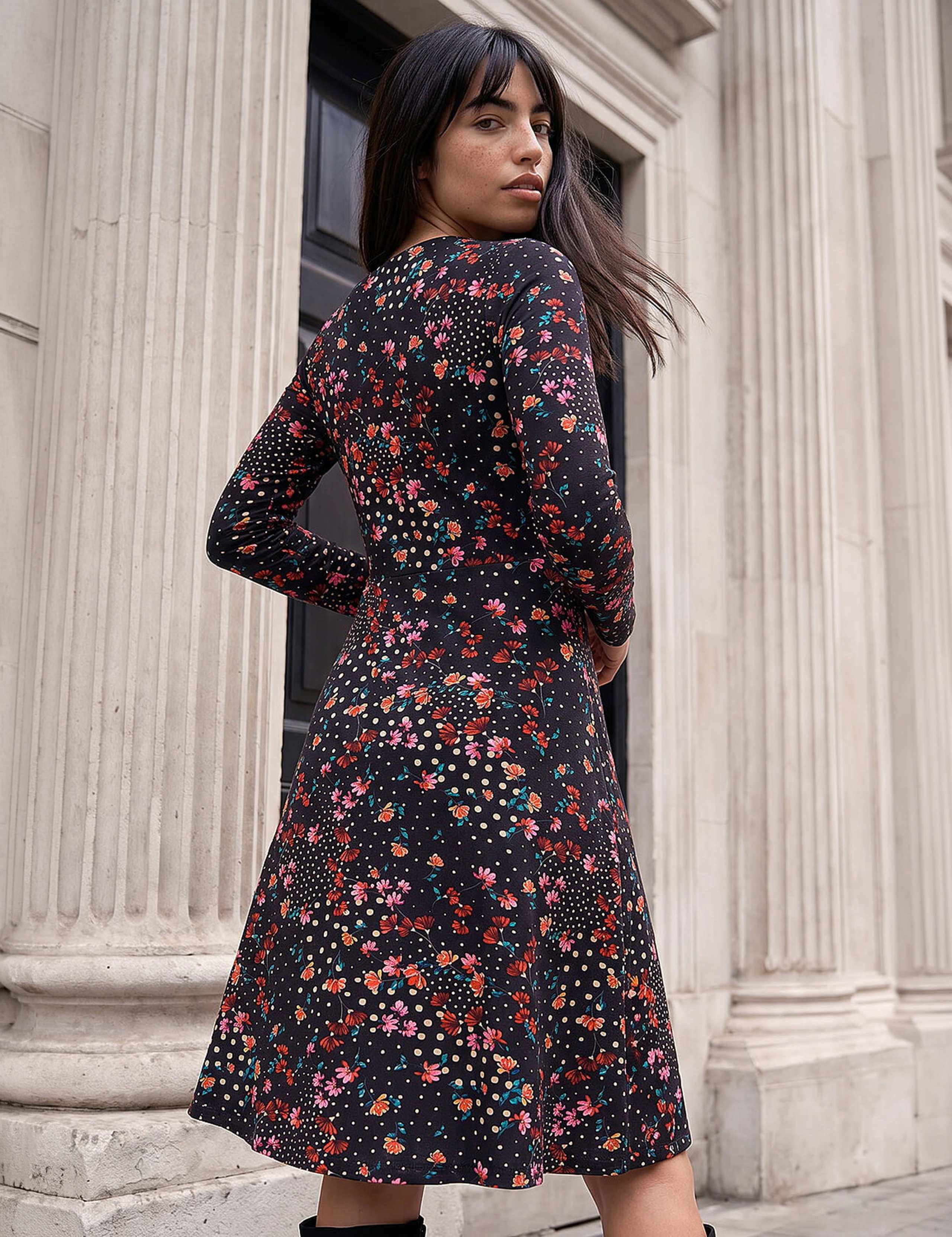 Petite Floral Lace Bodycon Dress 4 of 4