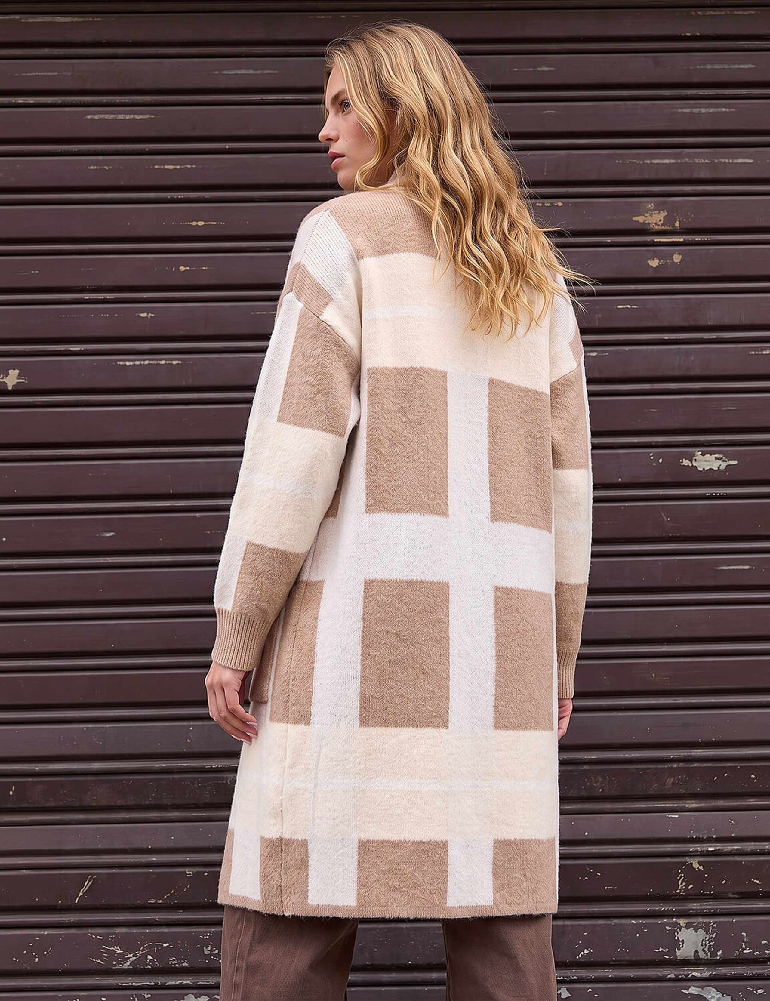 Checked Longline Pocket Detail Cardigan 3 of 4
