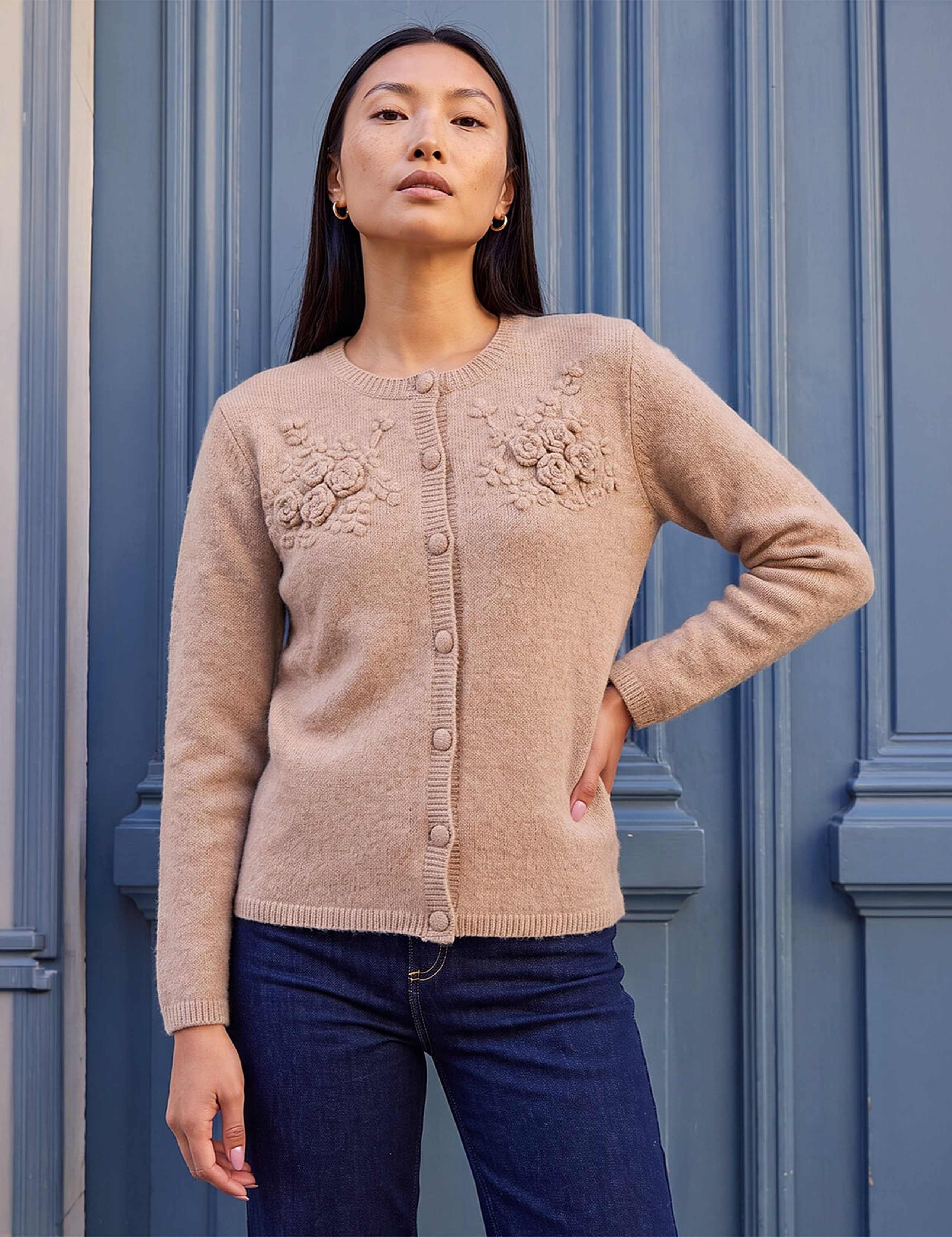 Floral Corsage Cardigan 3 of 4