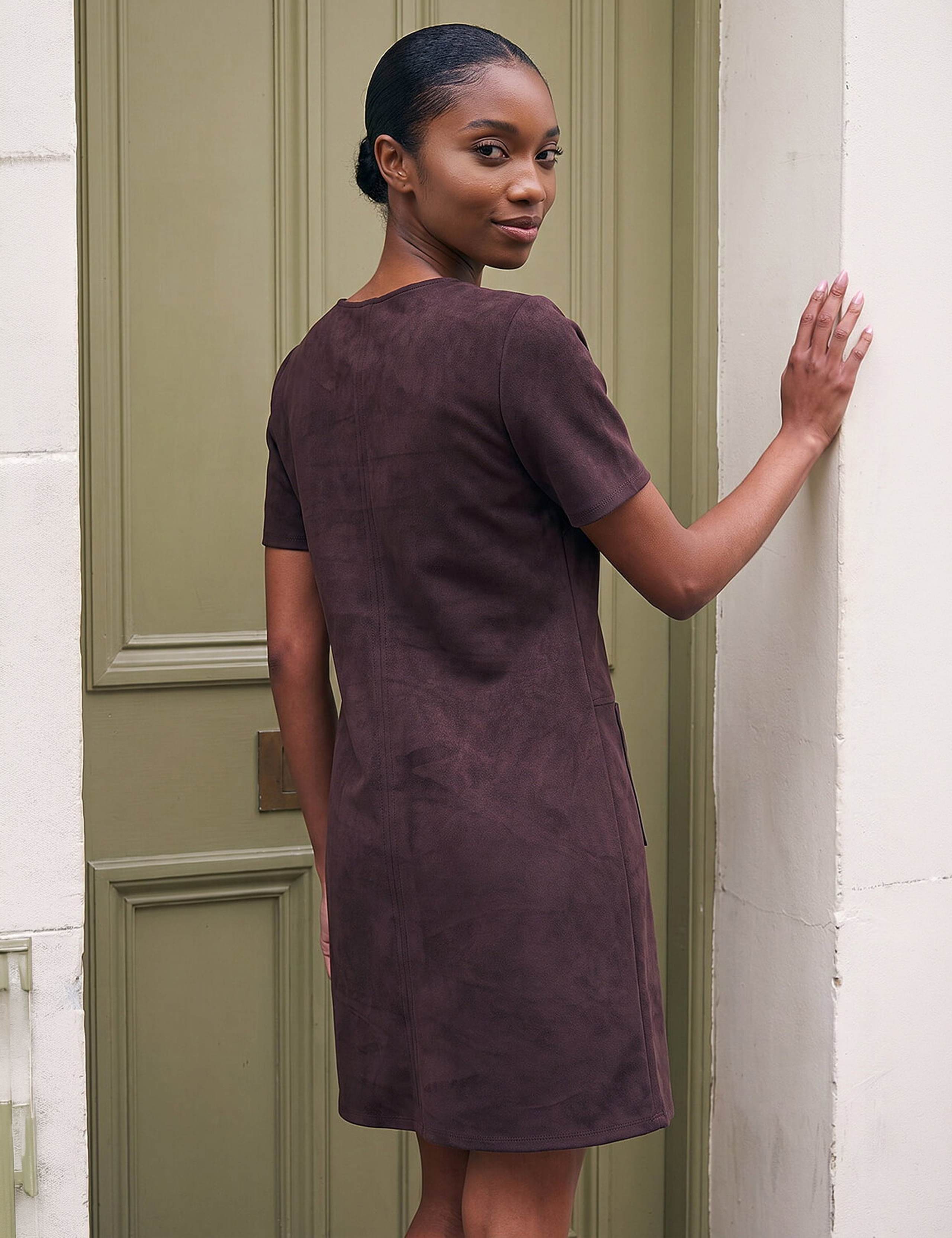Petite Knee Length Shift Dress 3 of 4