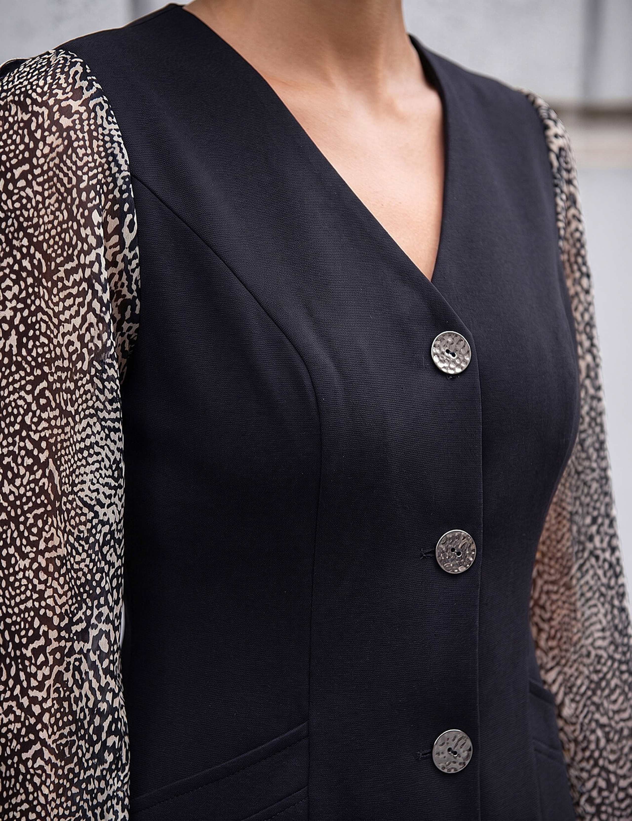 Petite Button Through Knee Length Dress 4 of 4