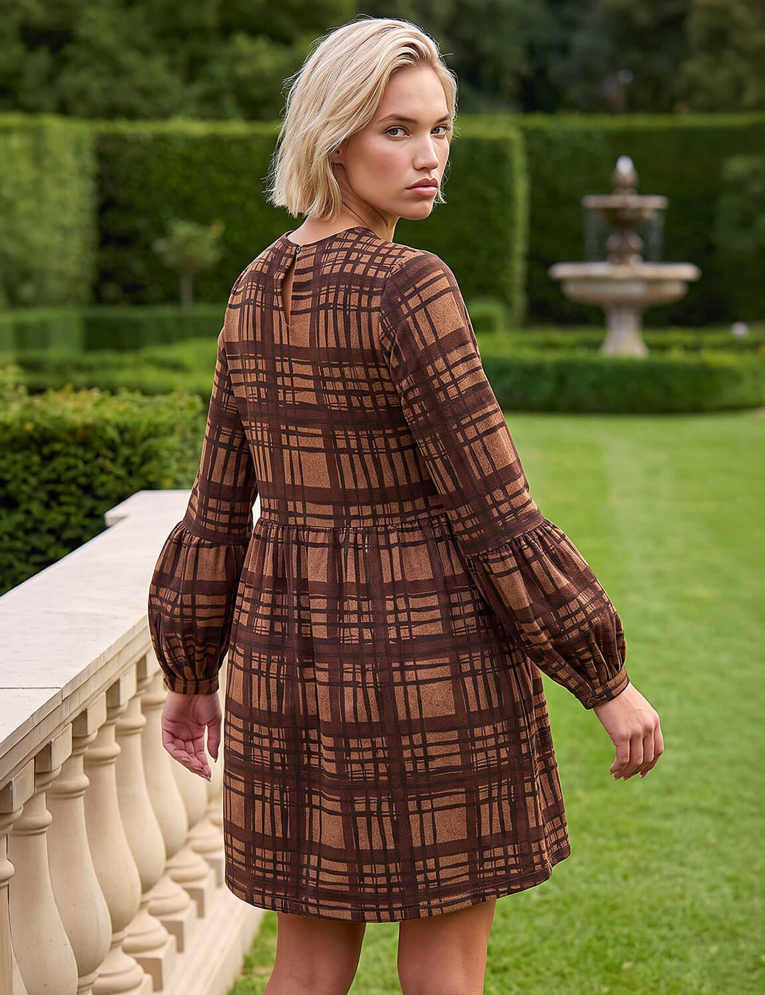 Check Print Stretch Dress 3 of 4