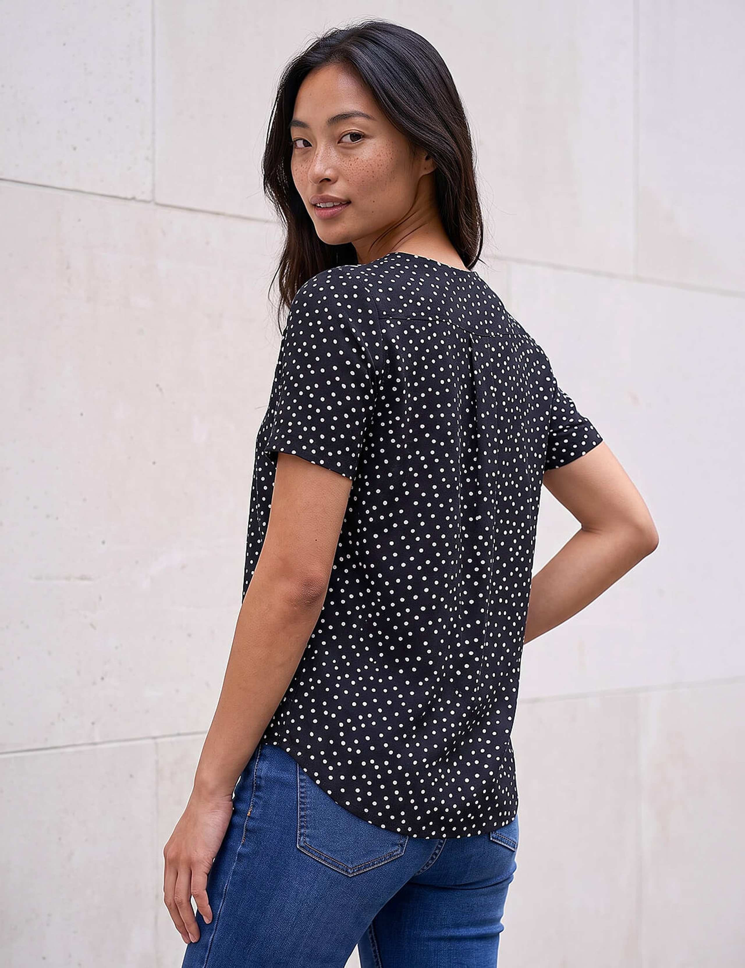 Petite V Neck Button Through Blouse 4 of 4