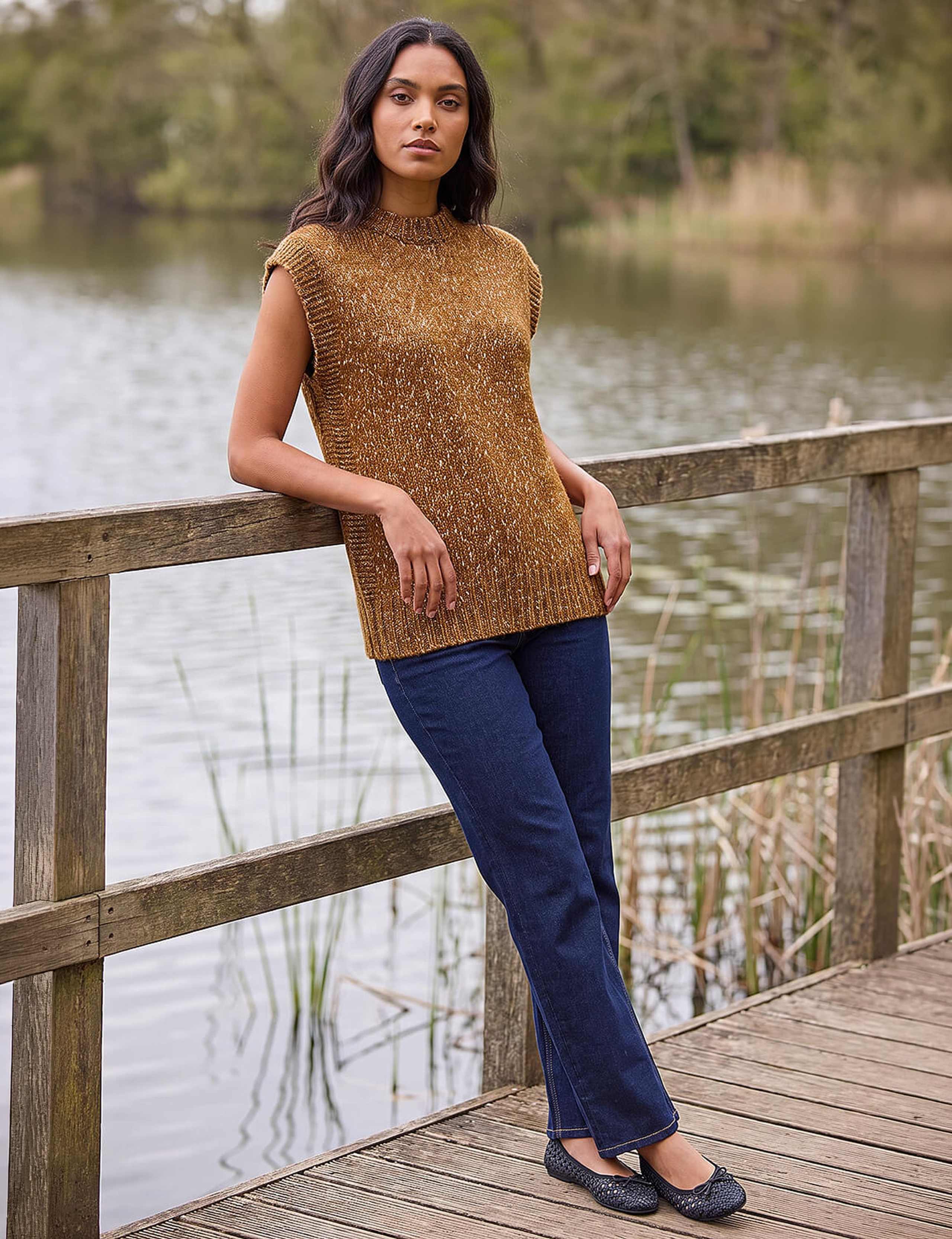 Speckled Knitted Vest 2 of 4
