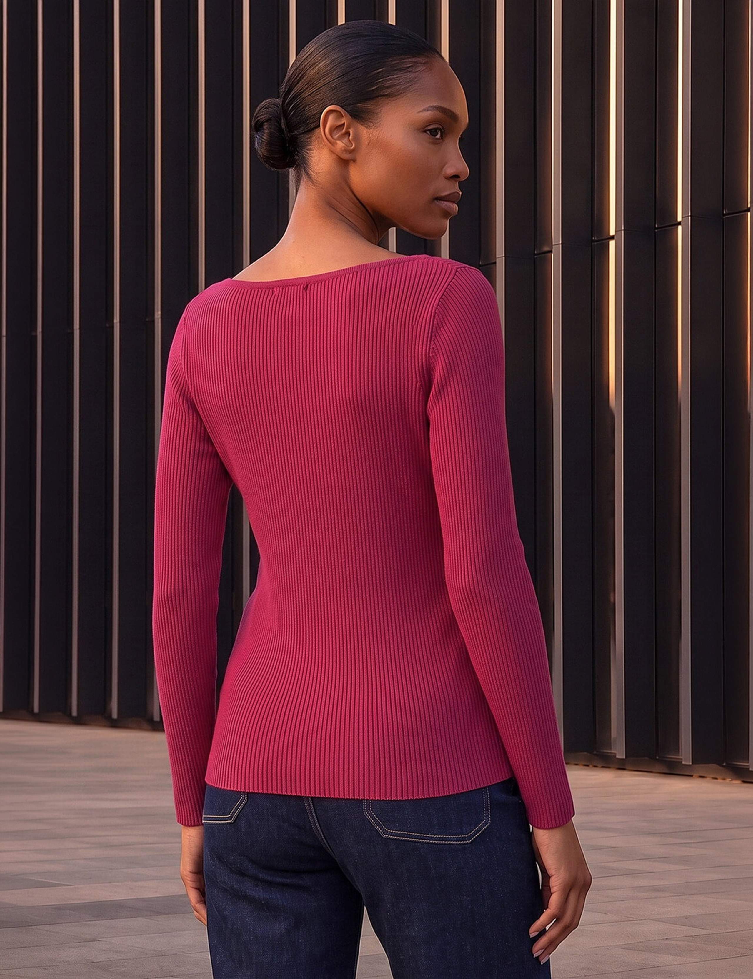 Rayon Blend Chain Neck Detail Jumper 3 of 4