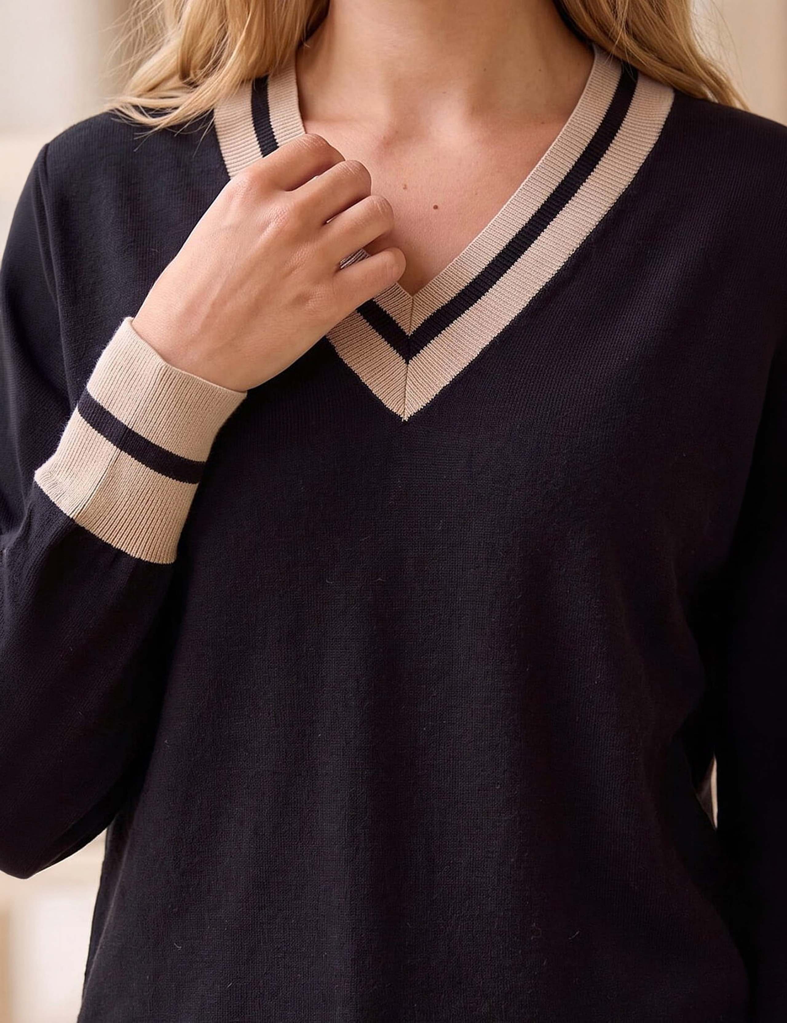 Rayon Blend Tipped Detail Boyfriend Jumper 4 of 4