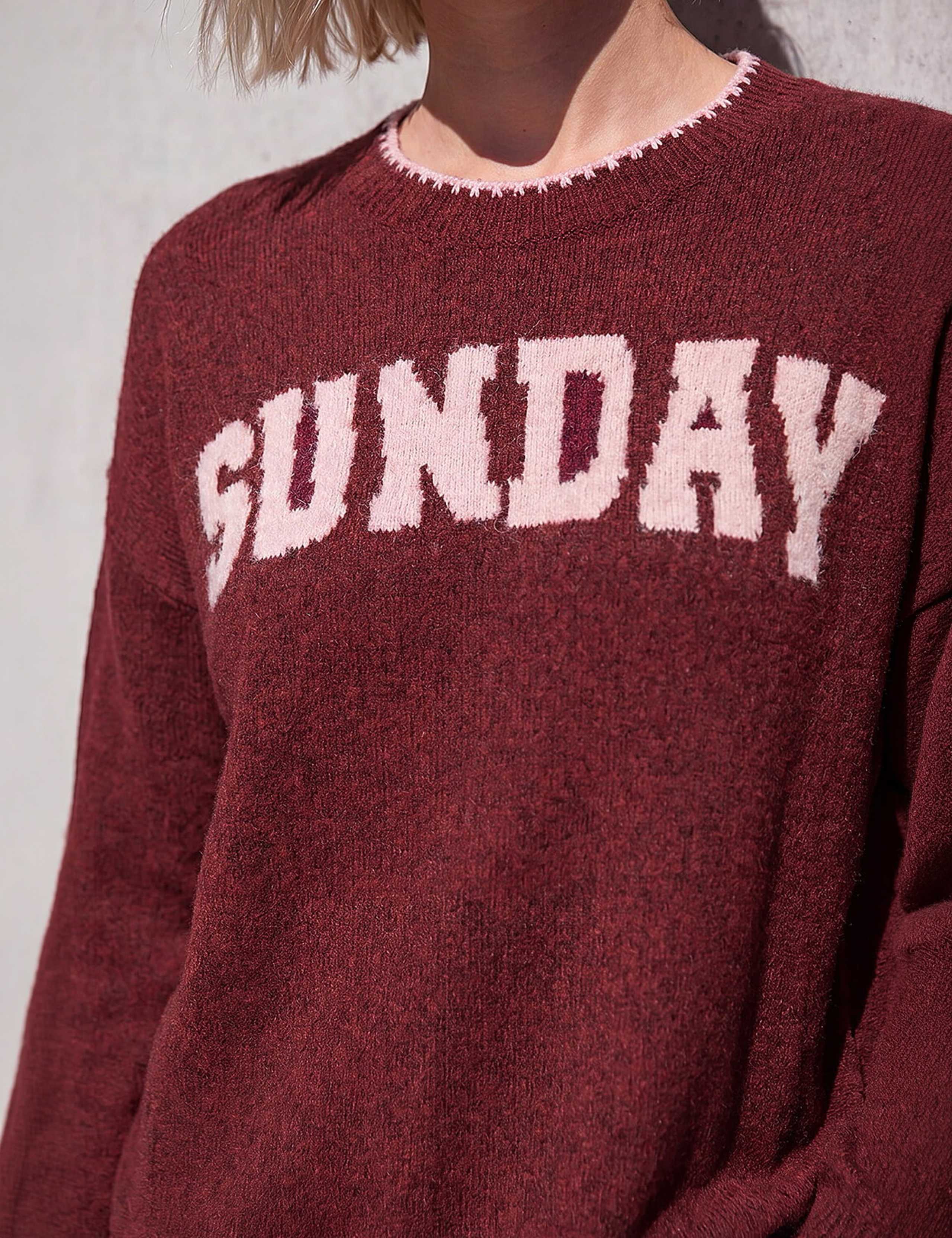 Sunday Slogan Jumper 4 of 4
