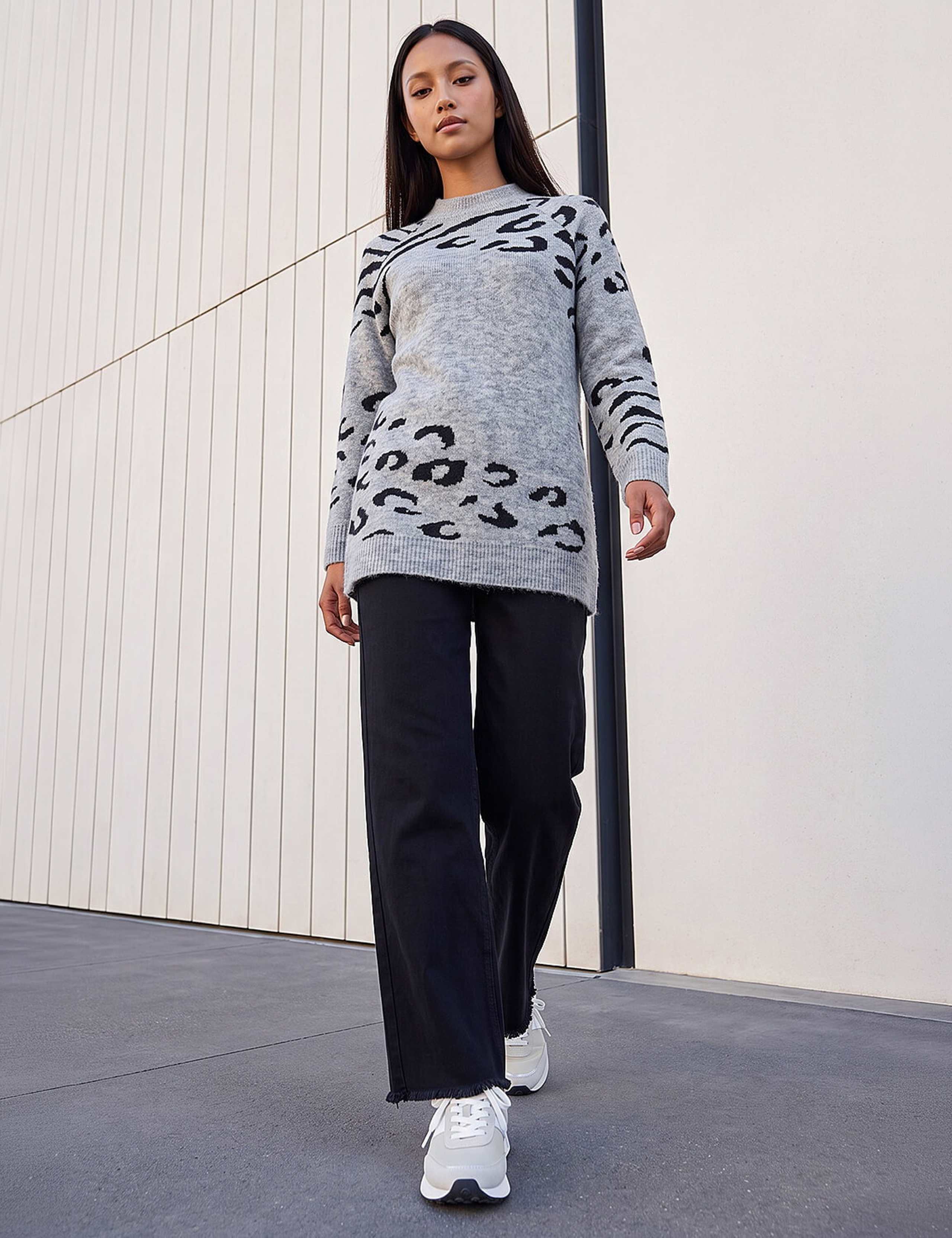 Petite Animal Print Jumper 3 of 4