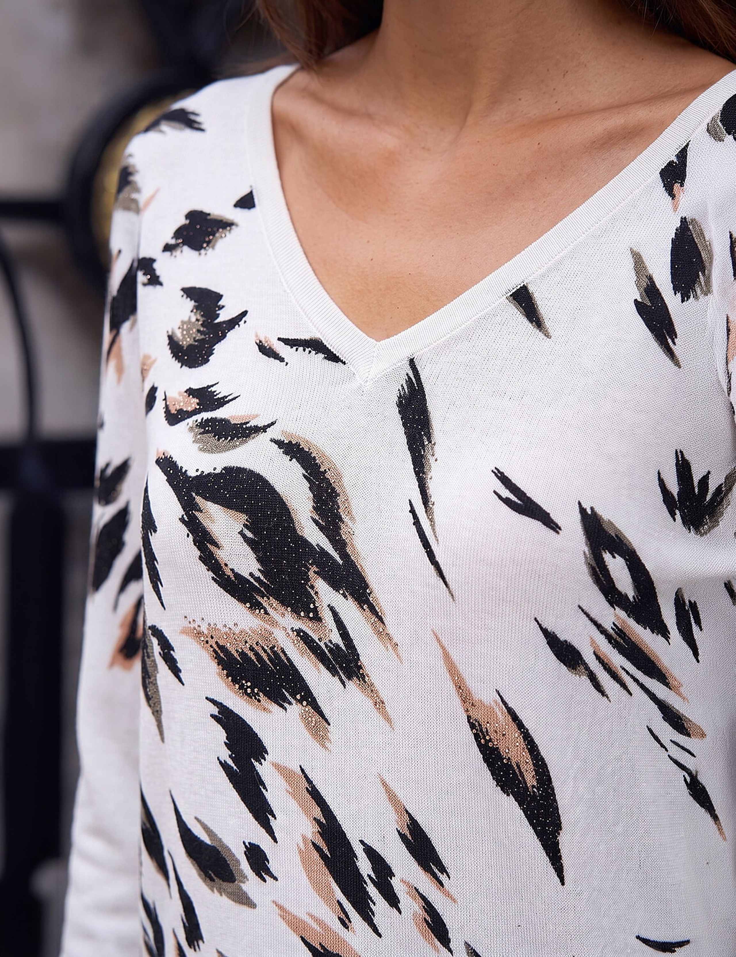 V Neck Animal Print Knit Jumper 4 of 4