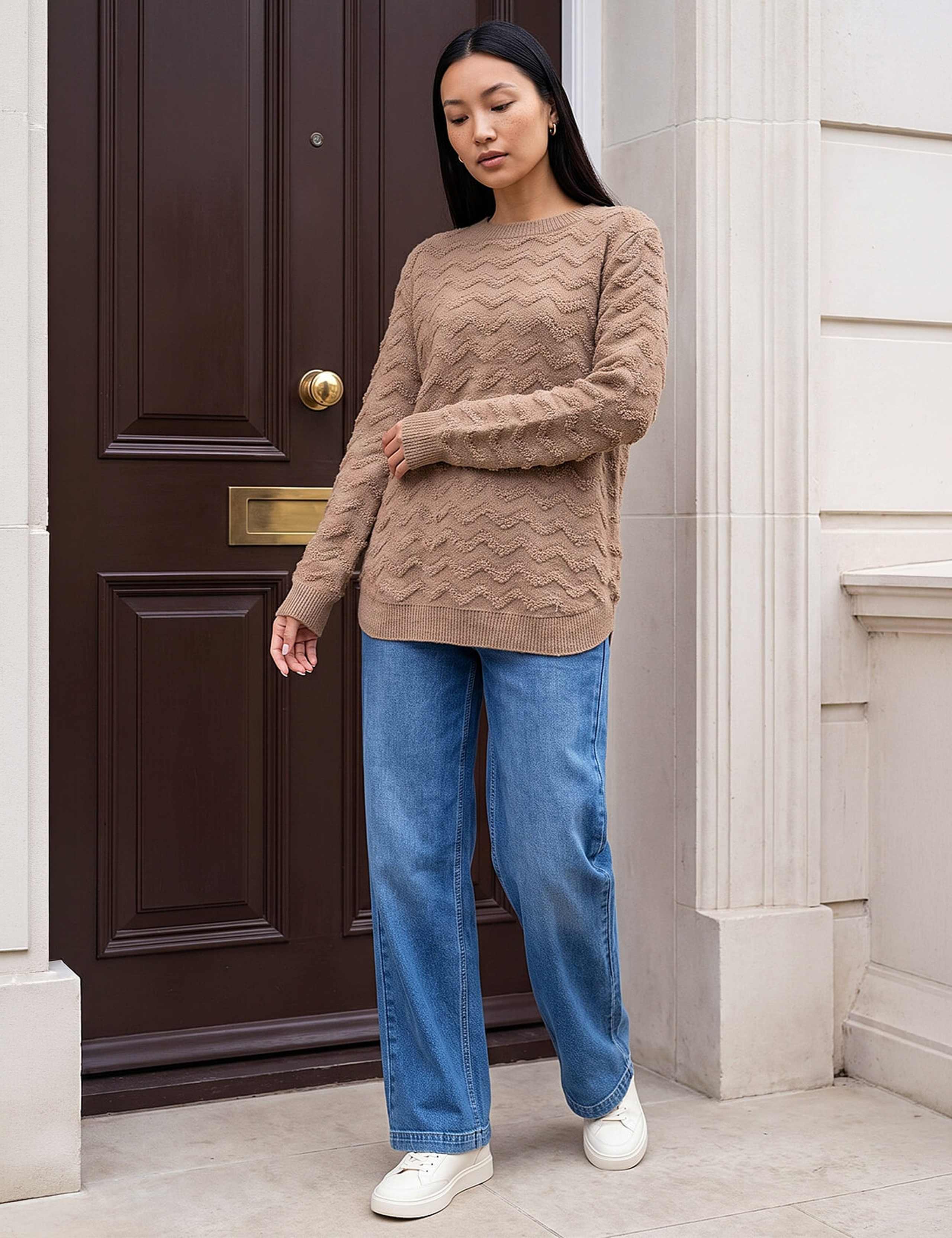 Sparkly Curved Hem Jumper 2 of 4