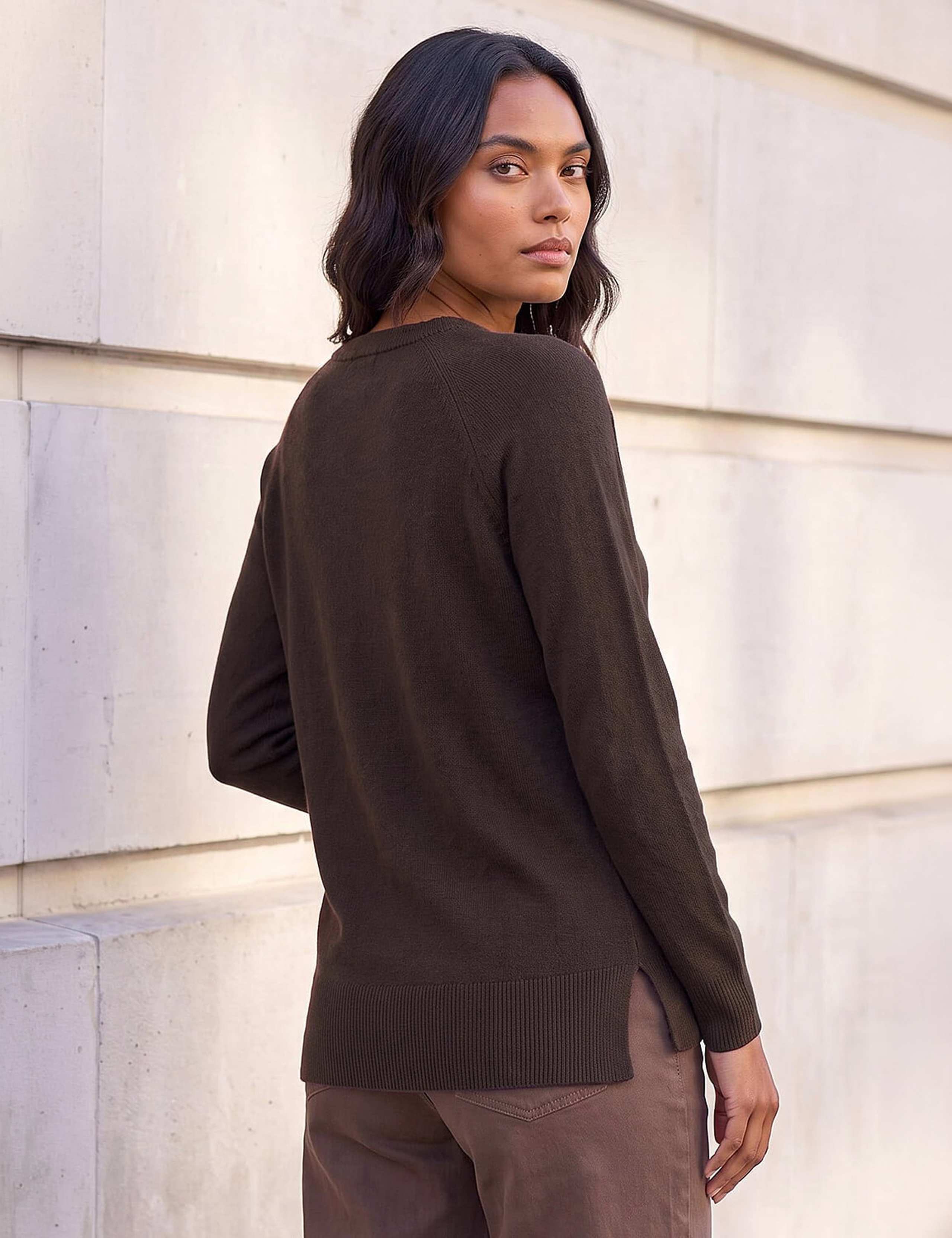 Round Neck Split Hem Jumper 2 of 4