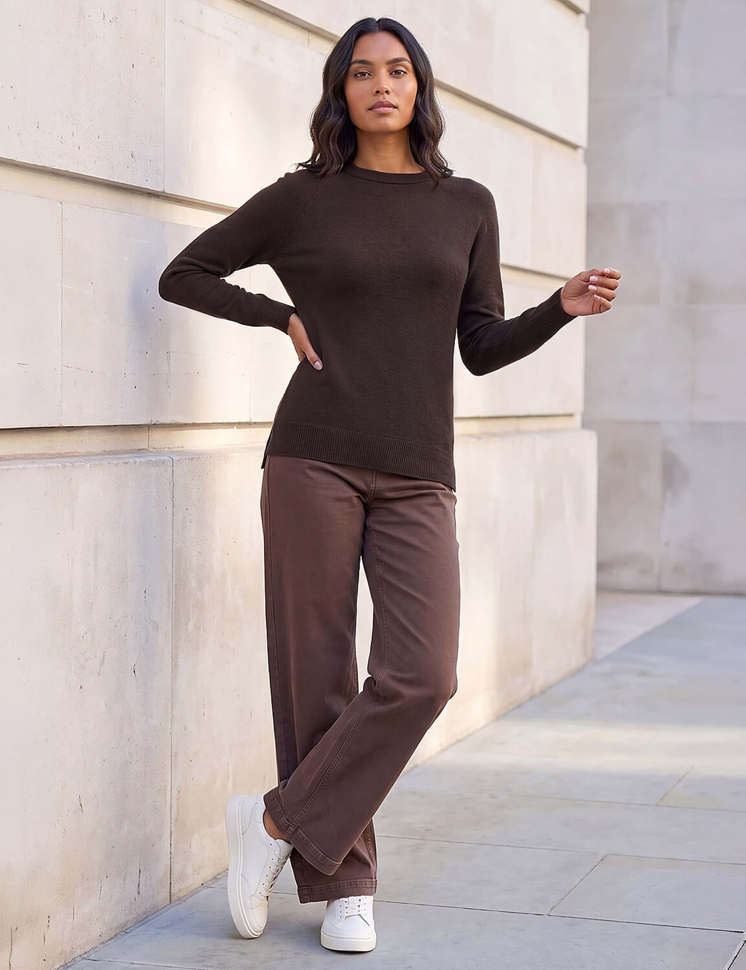 Round Neck Split Hem Jumper 3 of 4