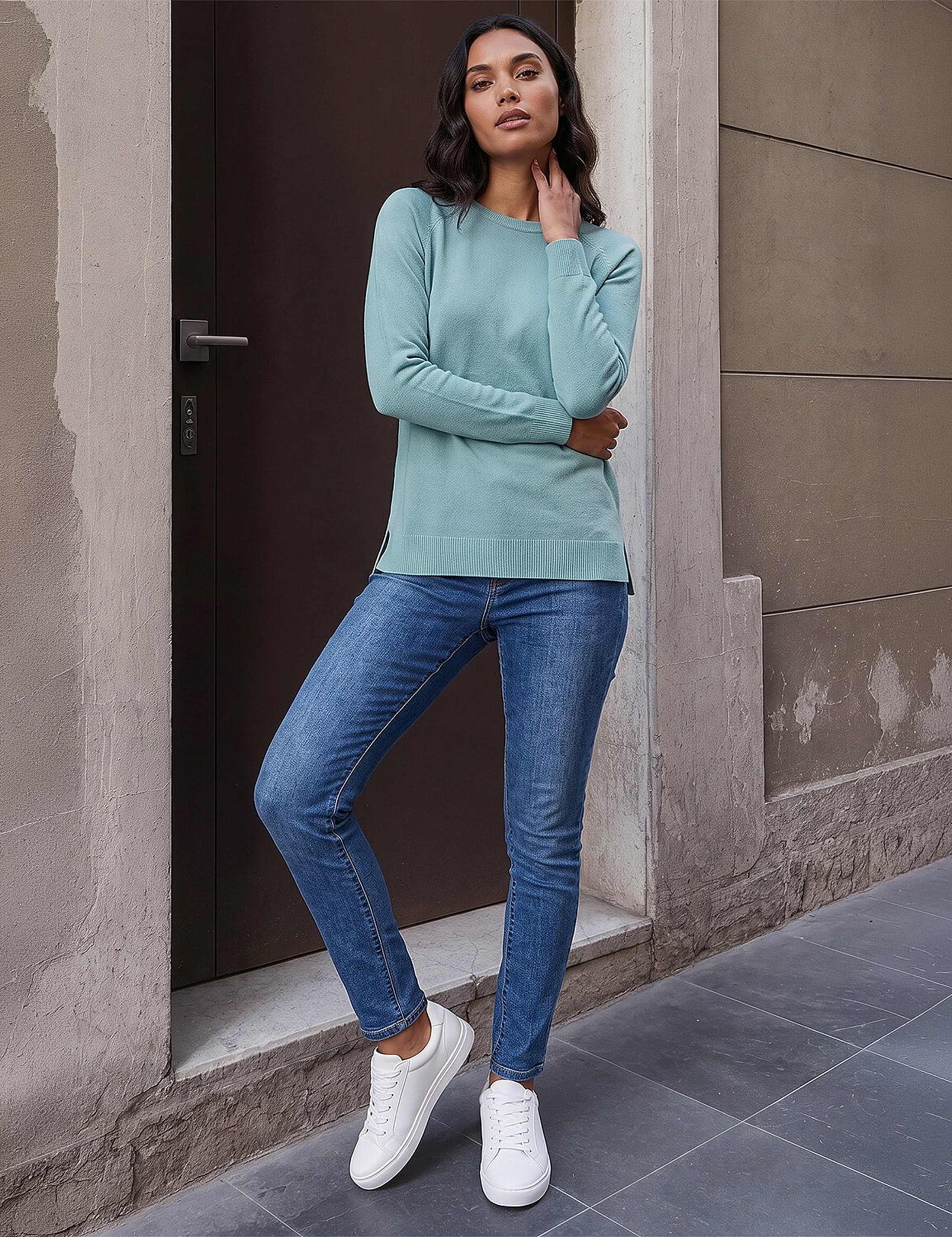 Plain Soft Crew Neck Jumper 3 of 4