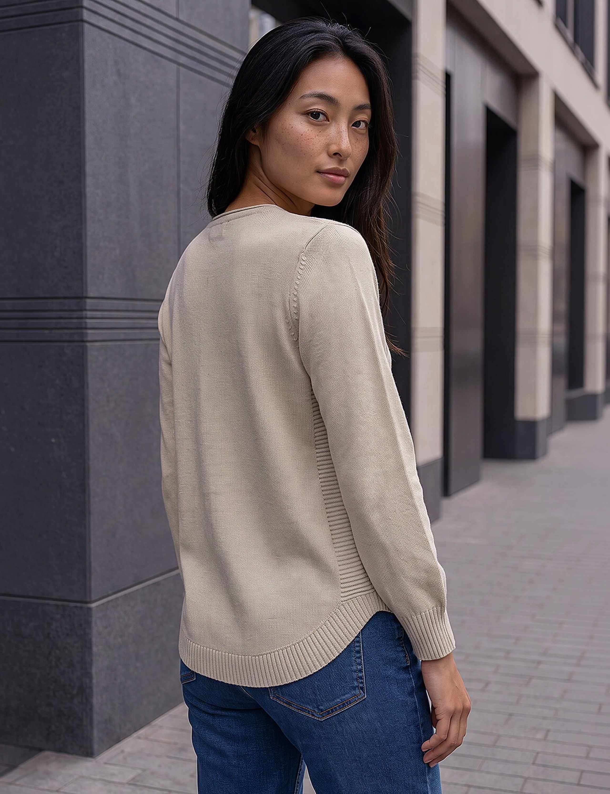 Rayon Blend Cable Knit Pocket Detail Jumper 3 of 4