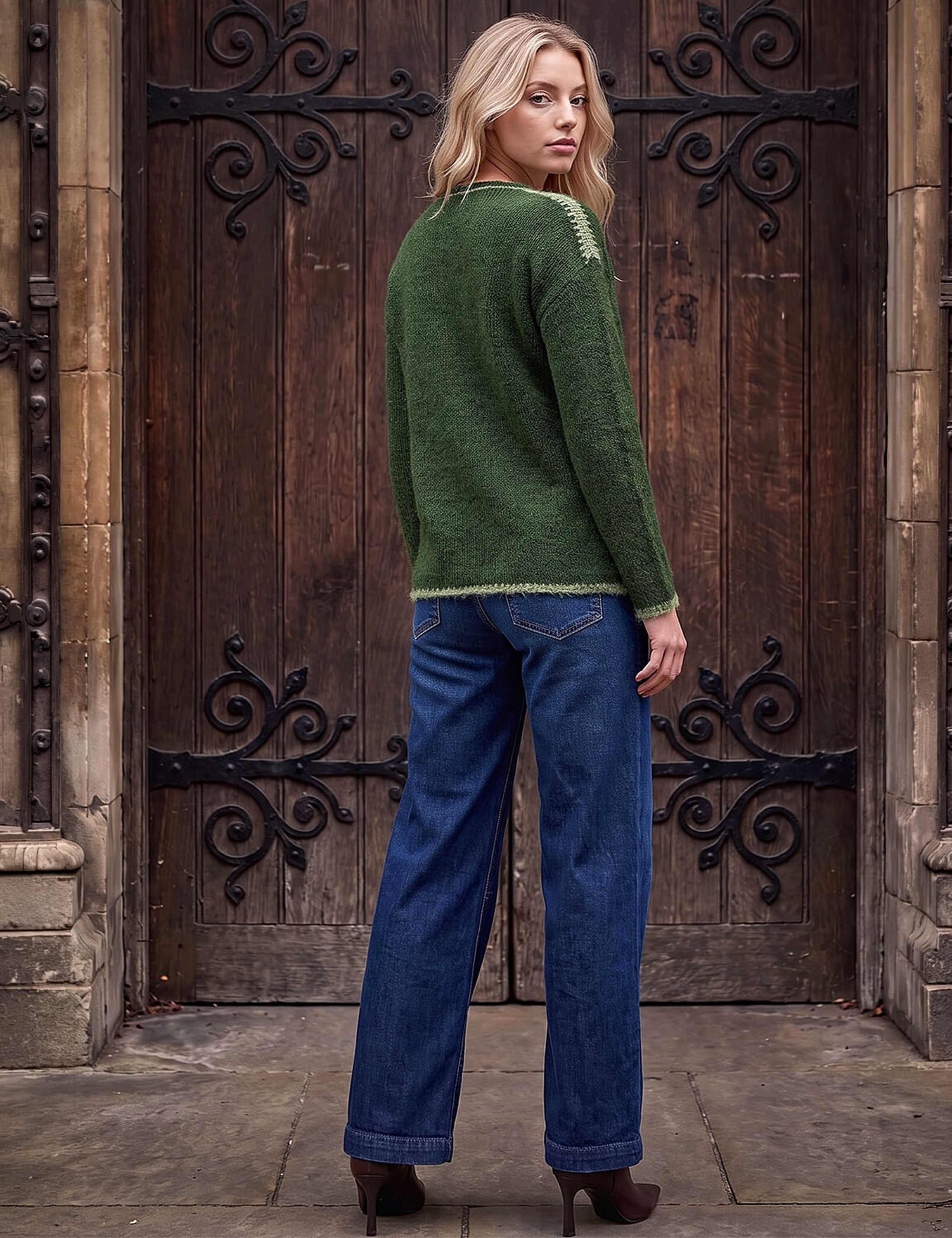 Jumper 3 of 4