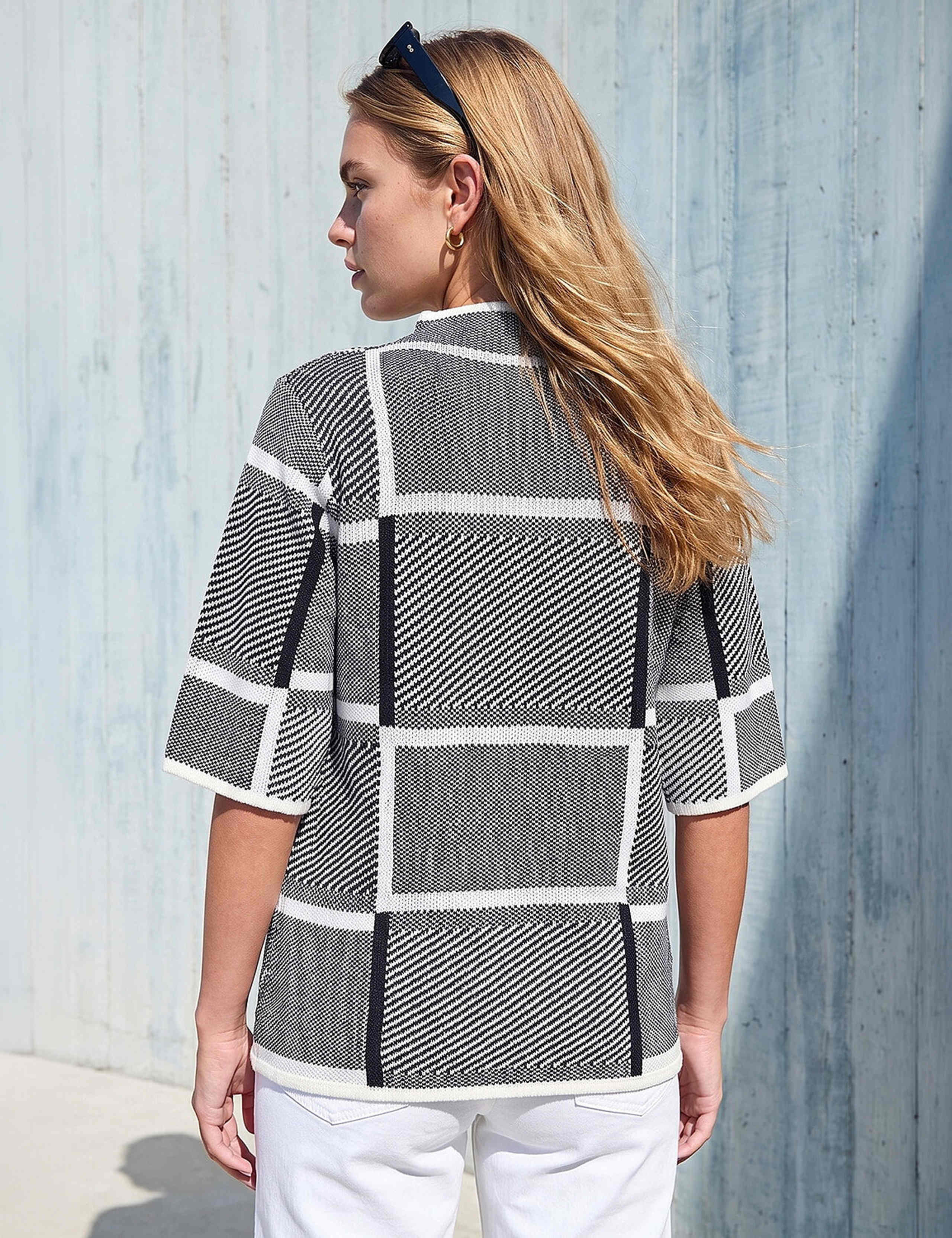 Checked Jumper 2 of 4