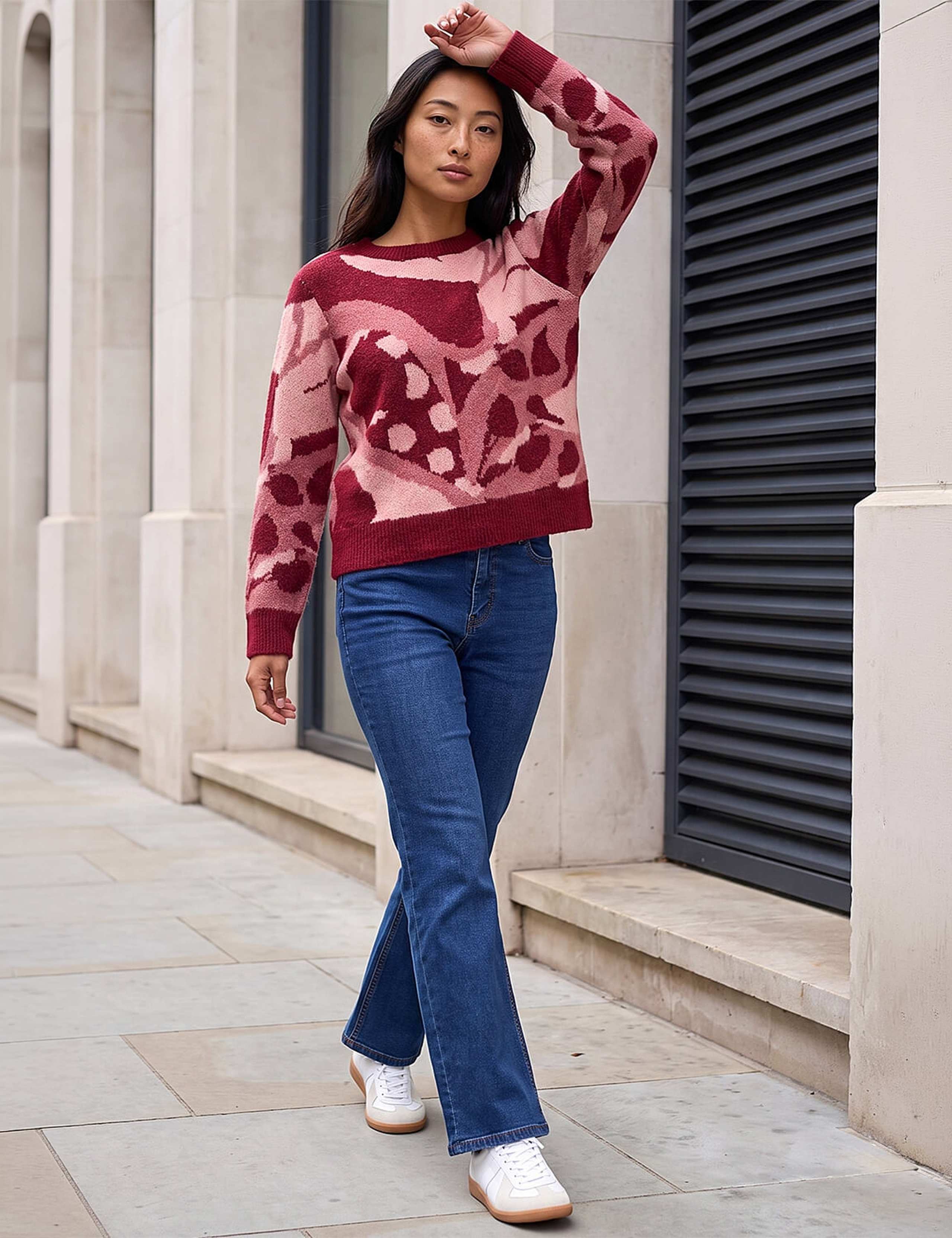 Jumper 2 of 4