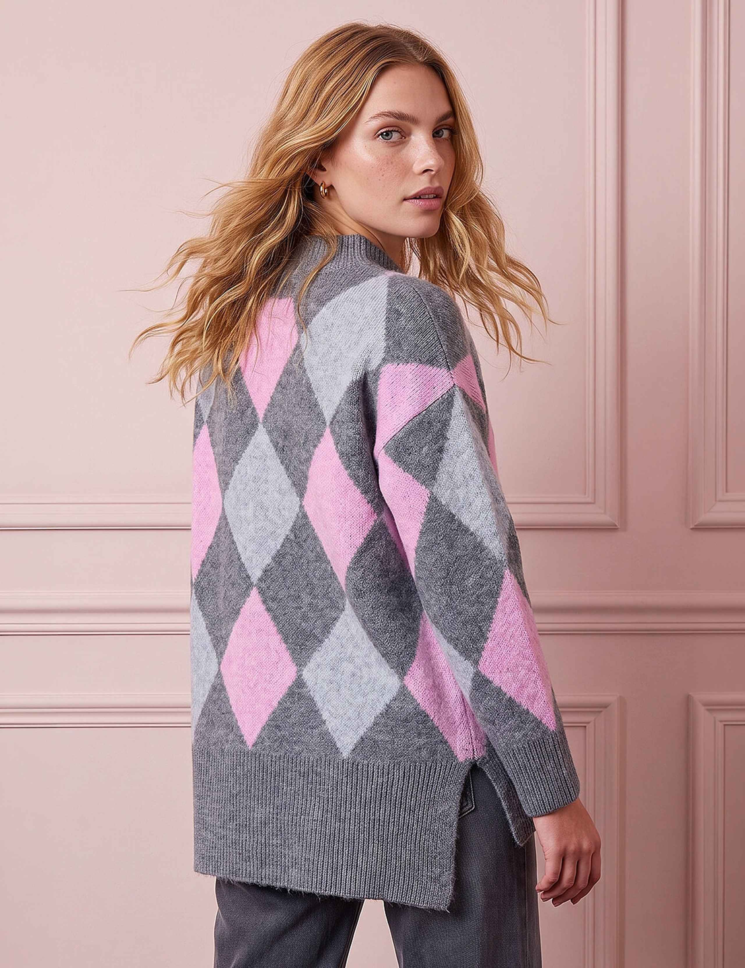 Diamond Argyle Knitted Jumper 2 of 4