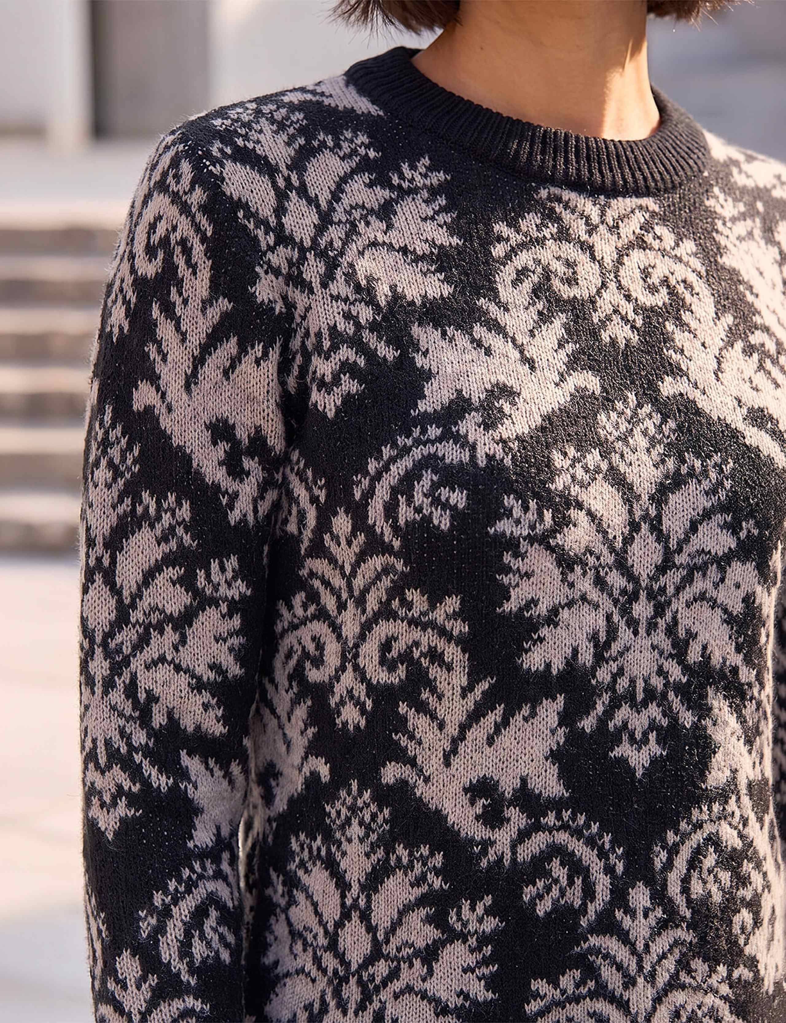 Patterned Jumper 3 of 3