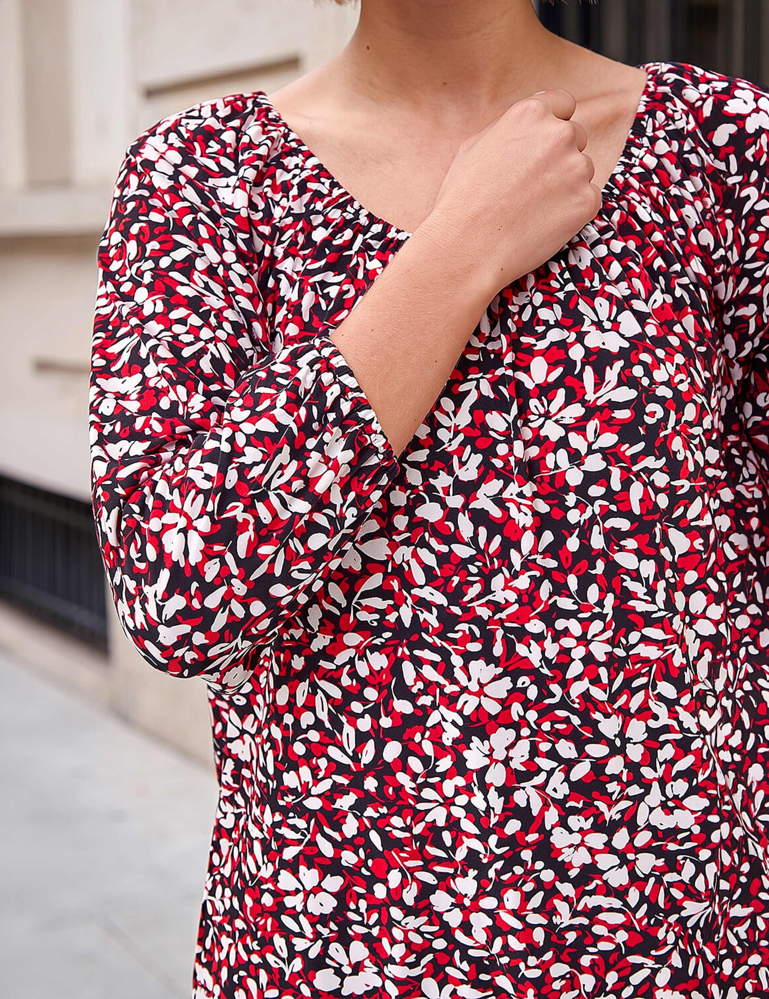 Floral Collared Fitted Top 4 of 4