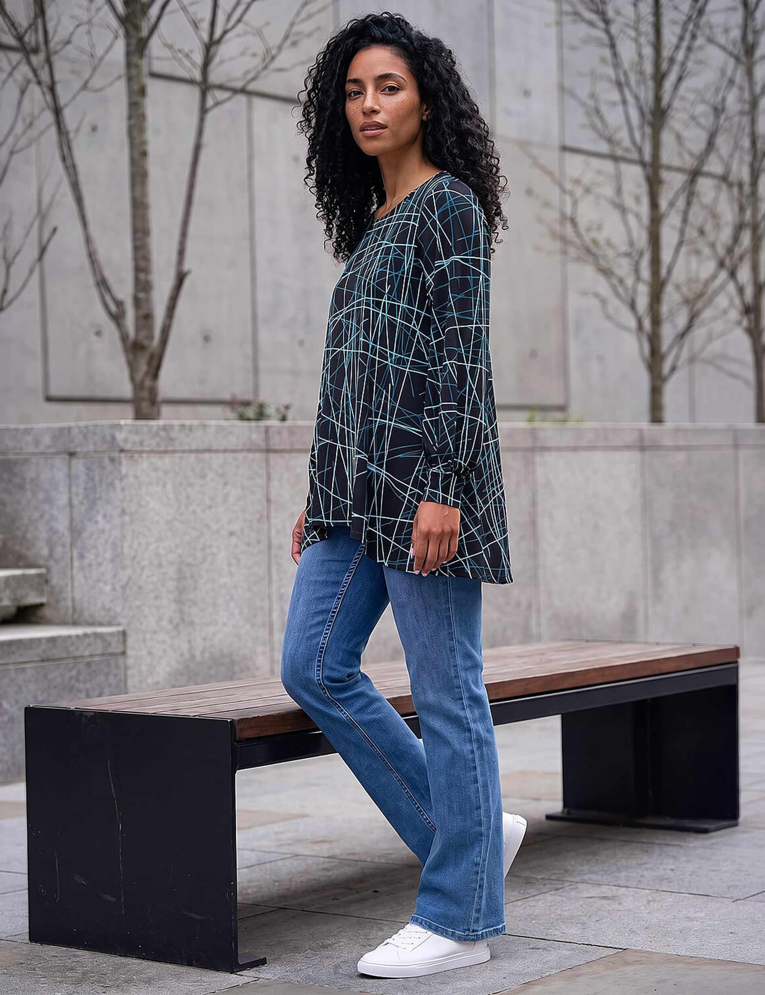 Geometric Collared Top 2 of 4