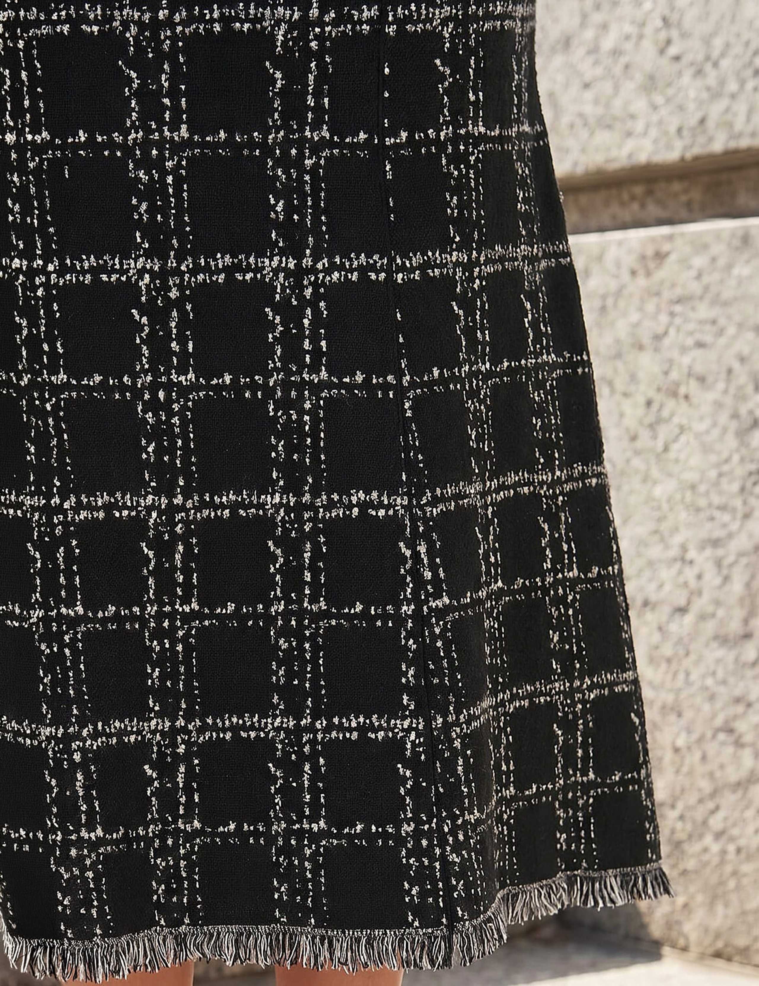 Textured Knit Tweed Skirt 4 of 4