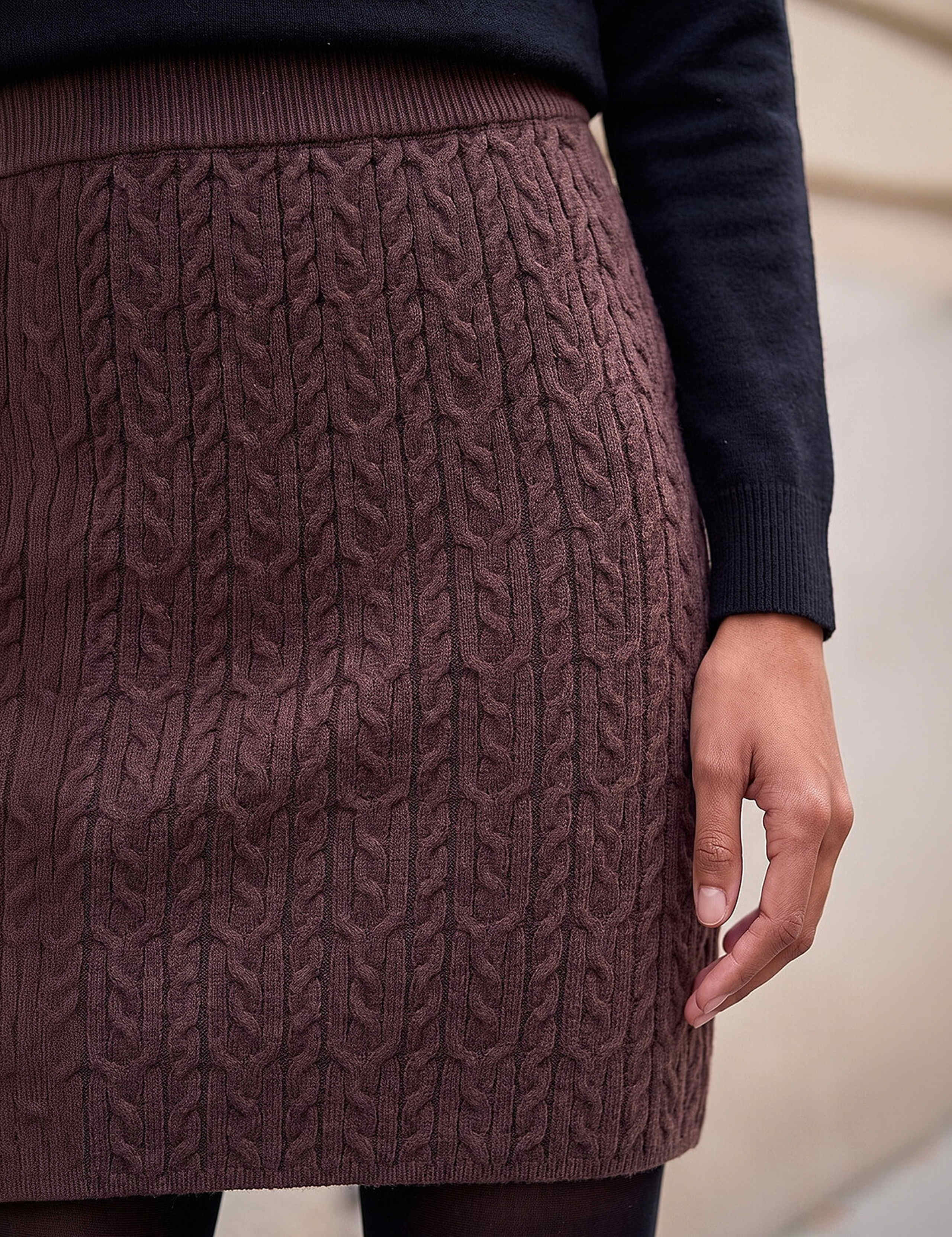 Cable Knit Elasticated Waist Skirt 4 of 4