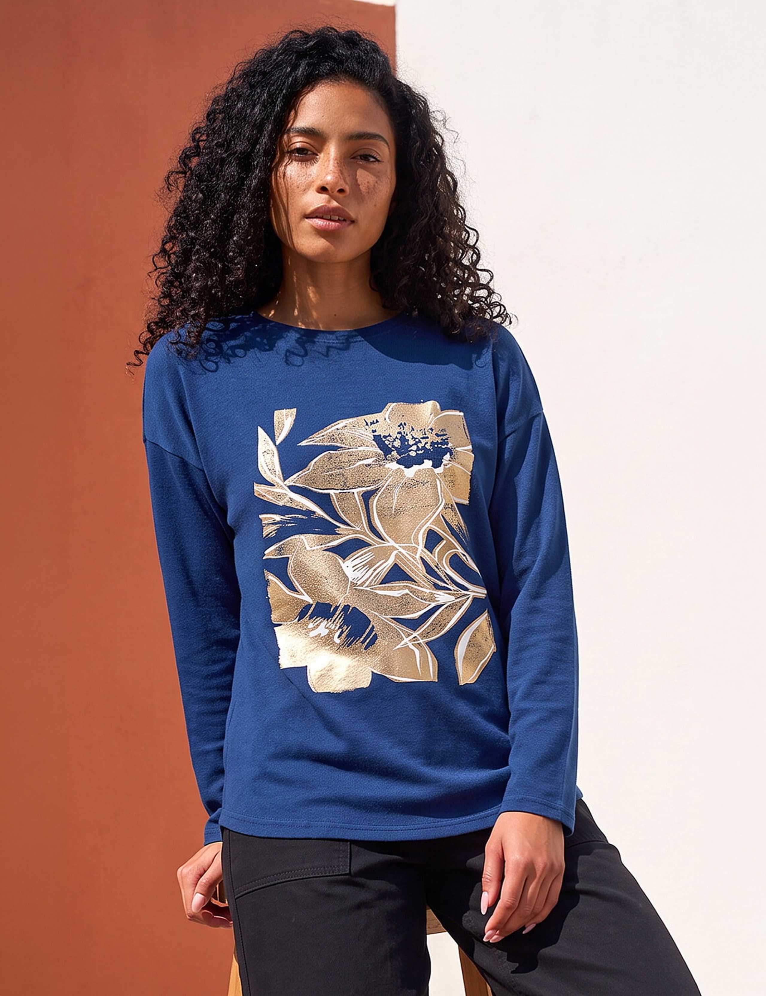 Foil Print Regular Fit Top 1 of 4