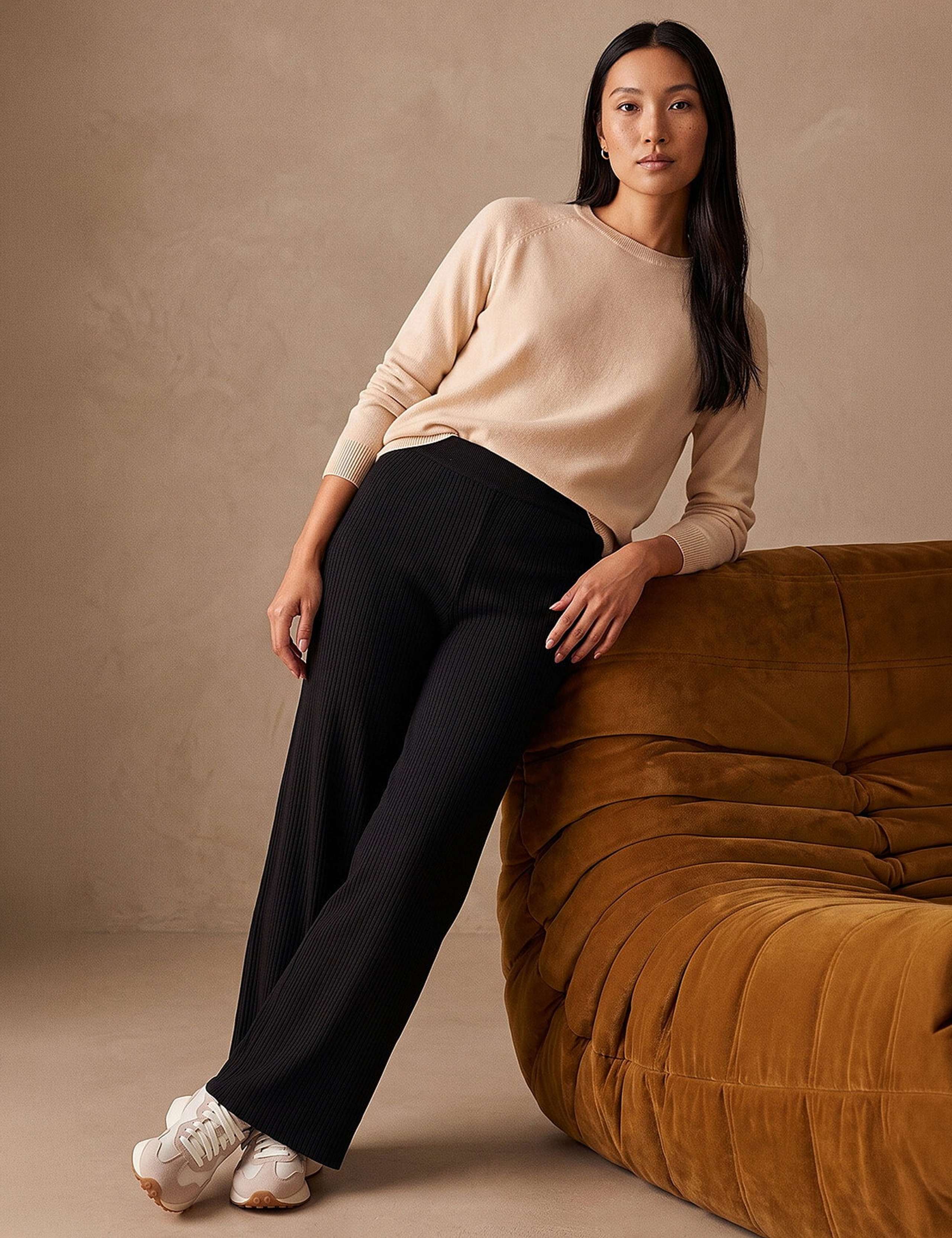 Ribbed Knitted Trousers 1 of 4