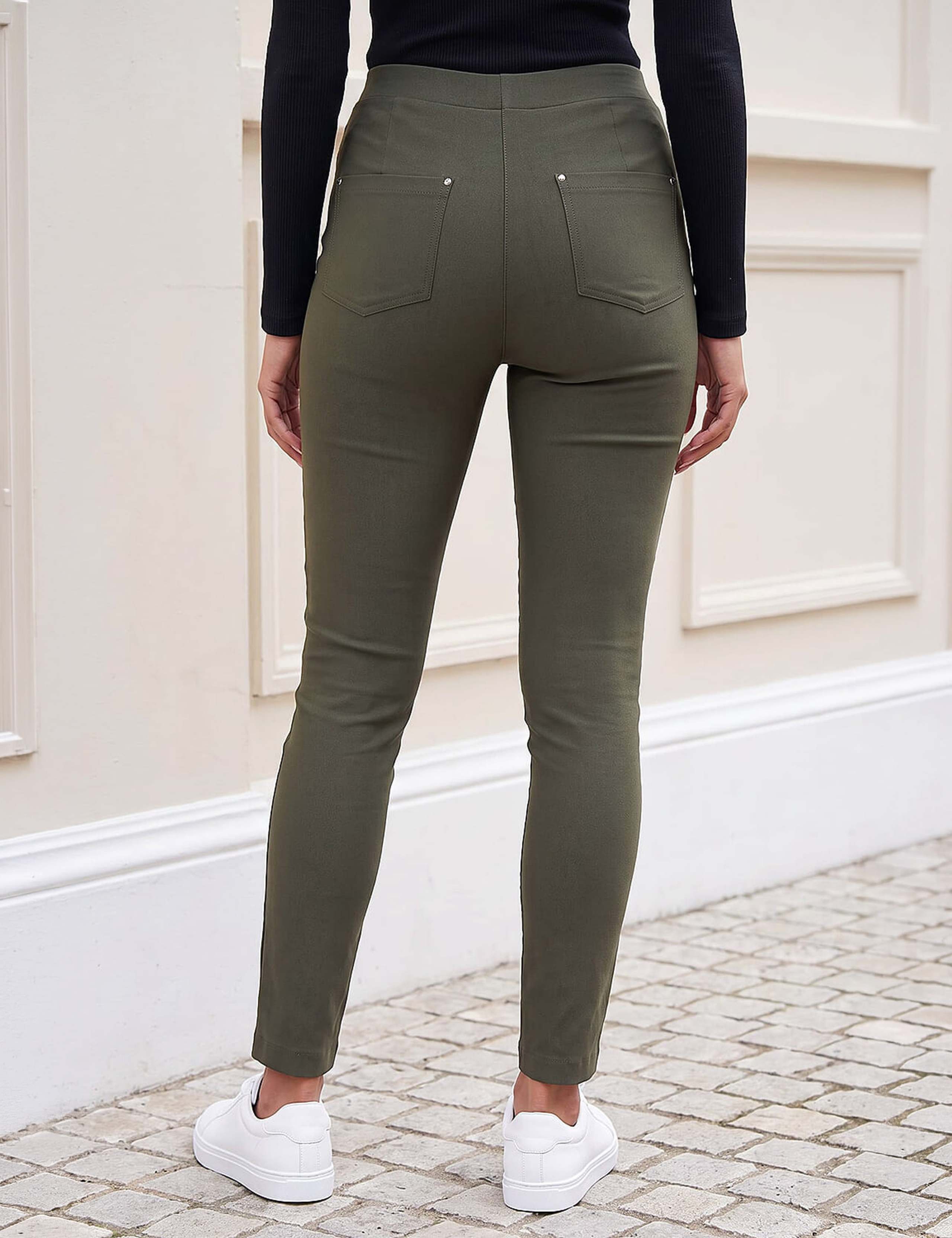 Thermal Mid Rise Slim Fit Jeans 3 of 4