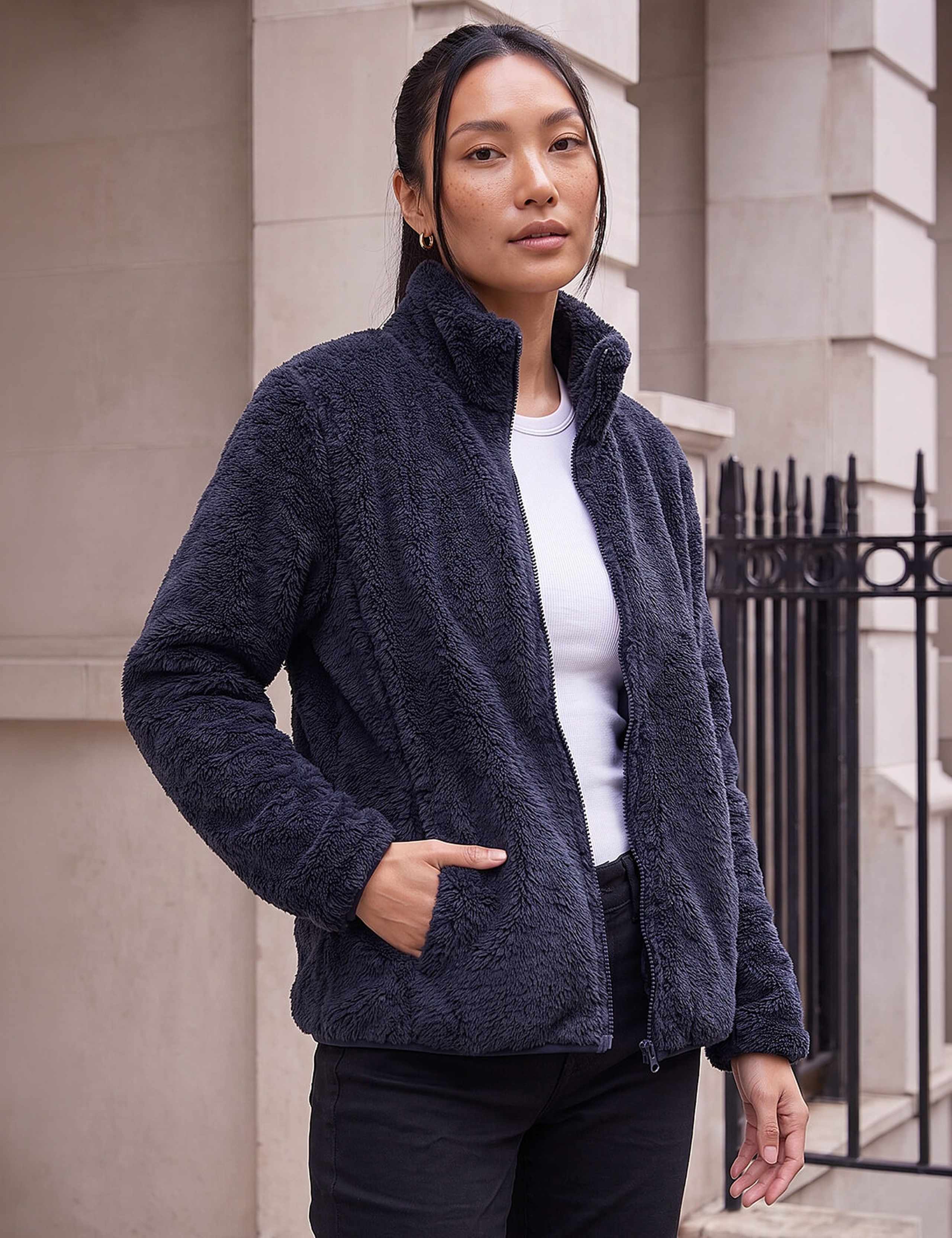 Sherpa Fleece Jacket 3 of 4