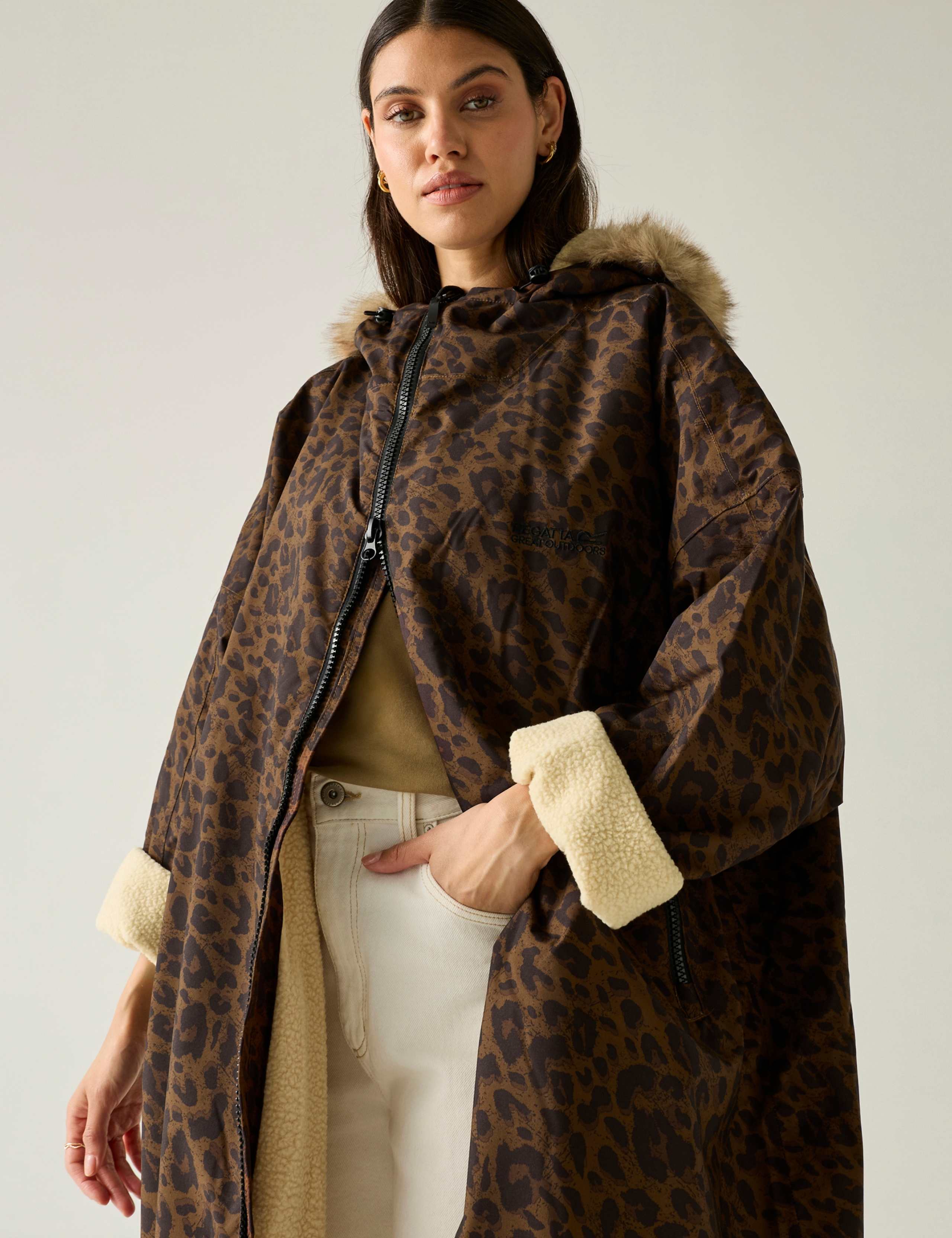 Leopard Print Padded Hooded Changing Robe 4 of 8