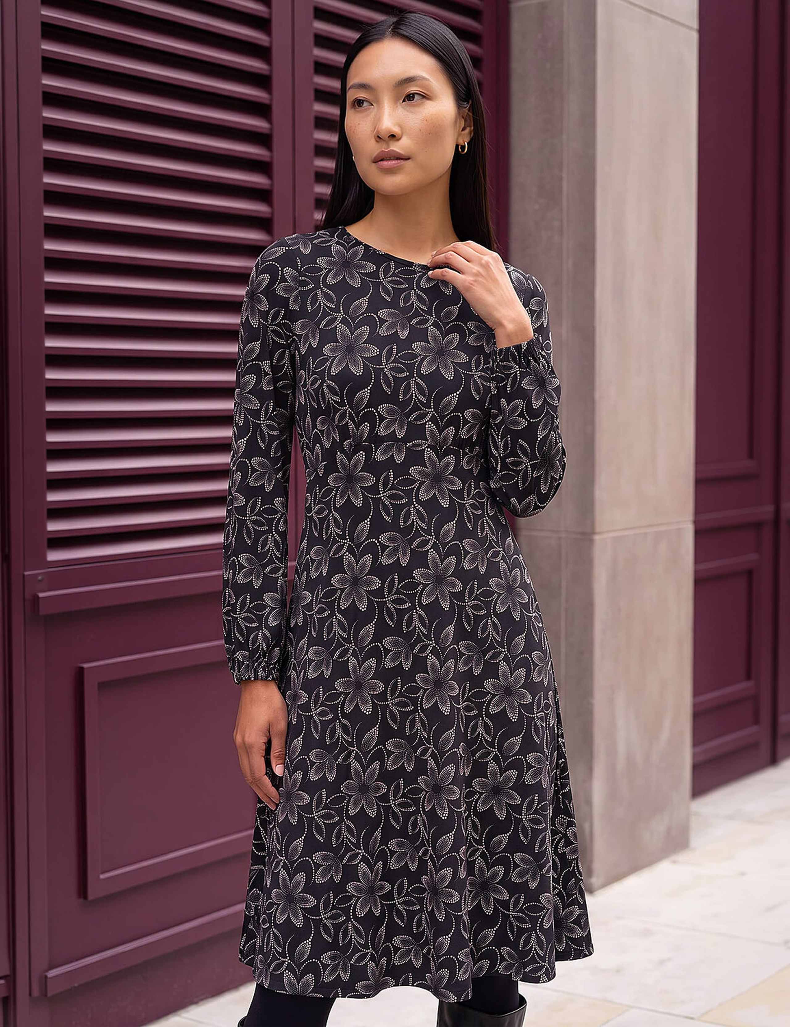 Floral Print Frill Knee Length Dress 2 of 4