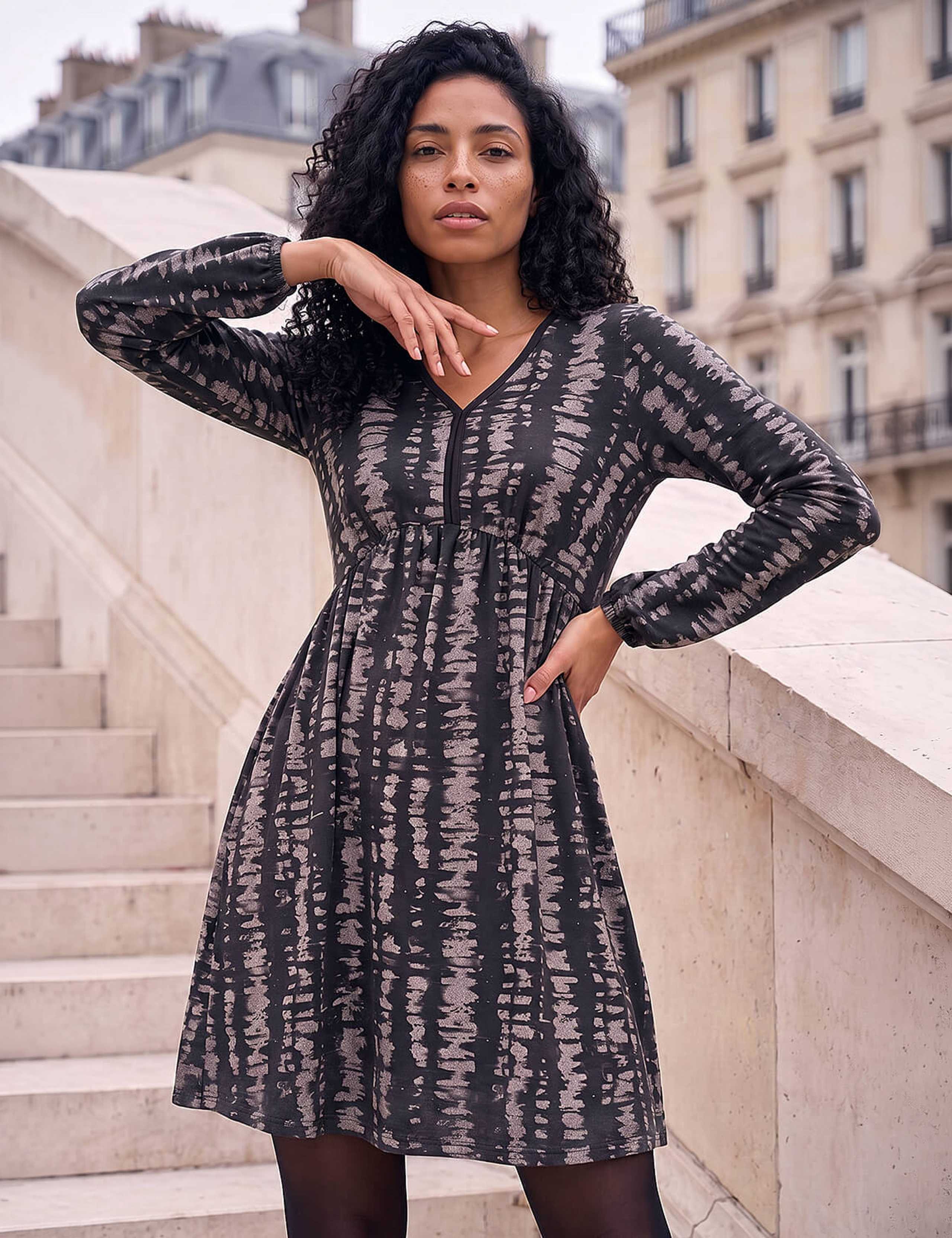 Abstract Print Knitted Empire Line Knee Length Swing Dress 1 of 4