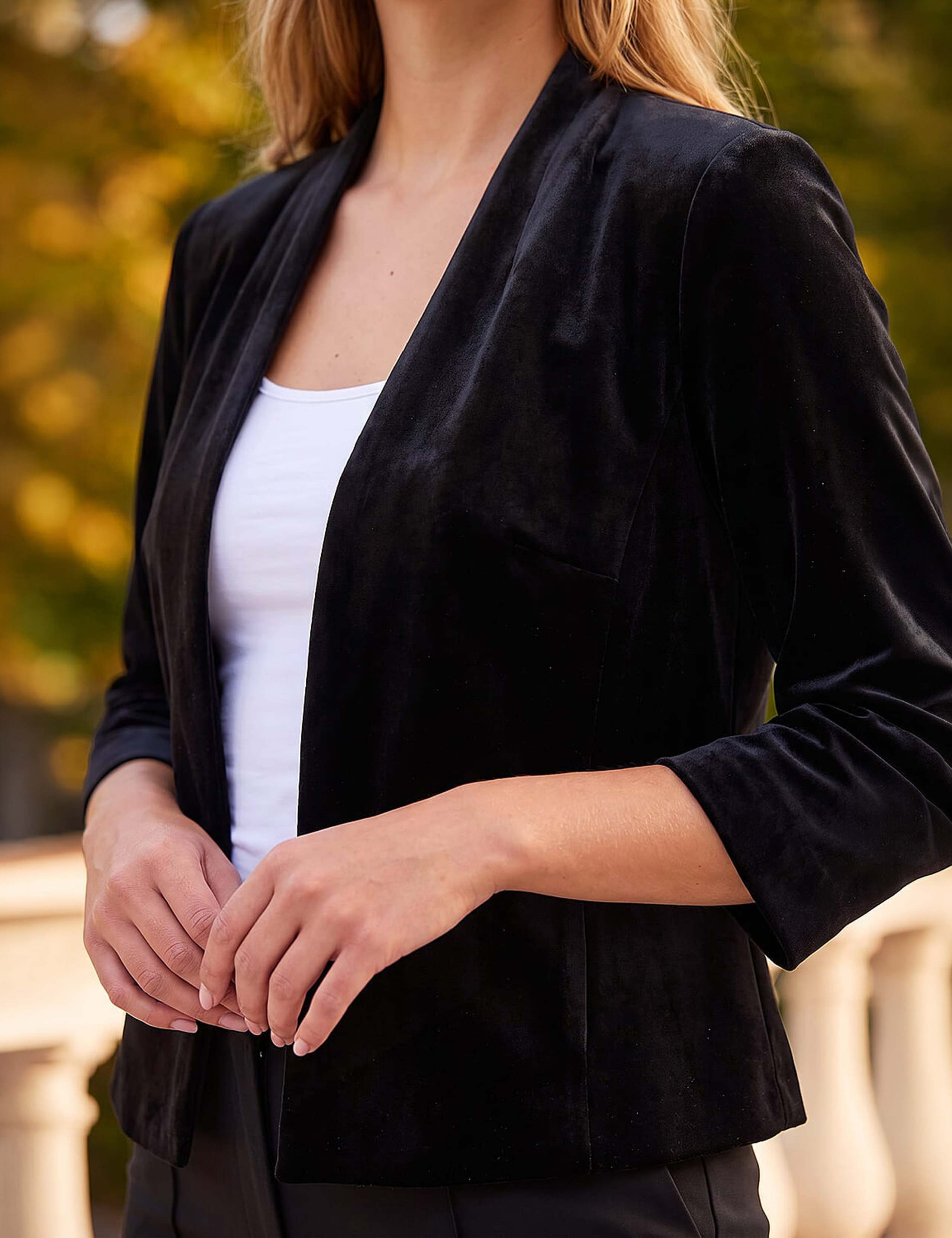 Velvet Short Jacket 4 of 4