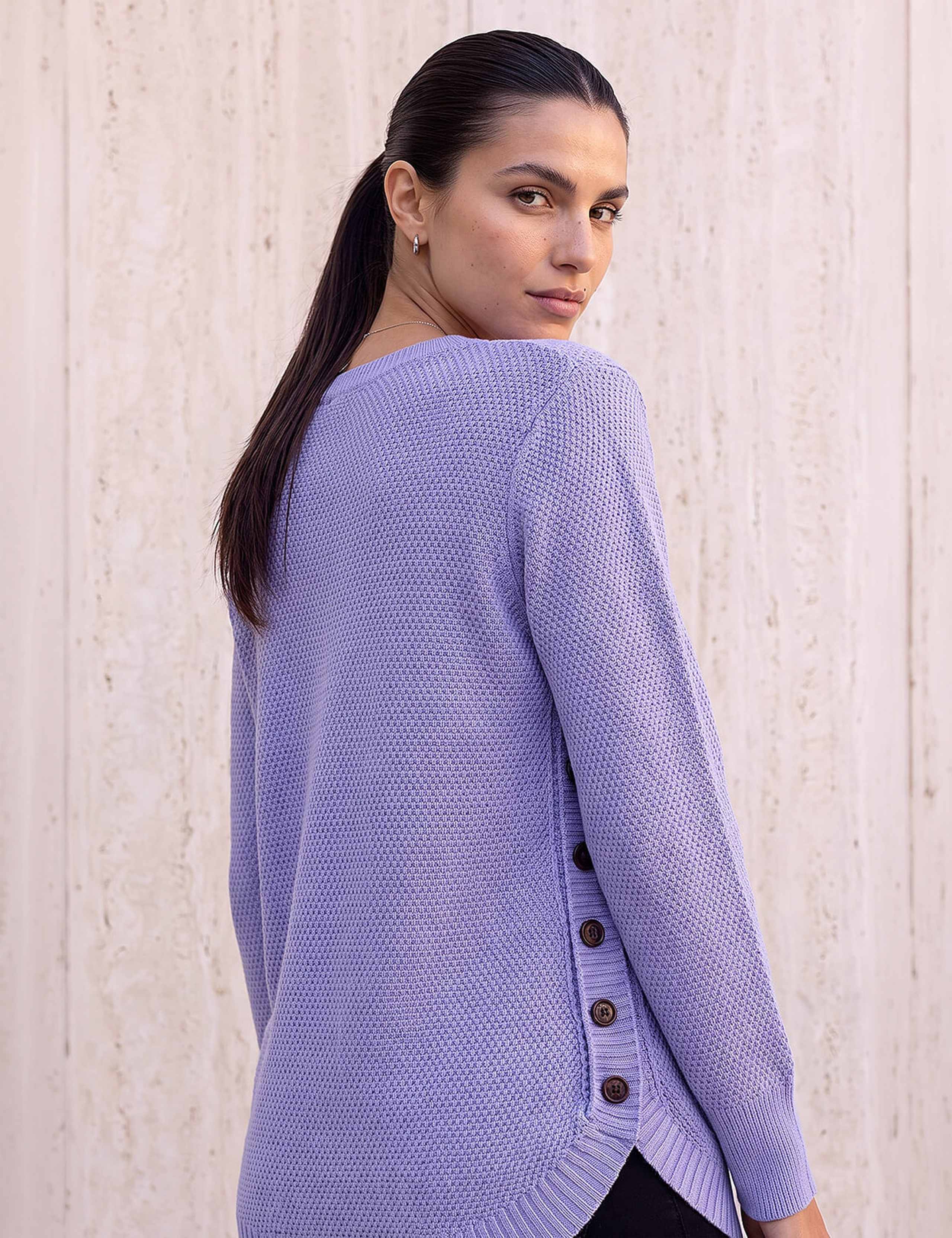 Textured Curved Hem Jumper 4 of 4