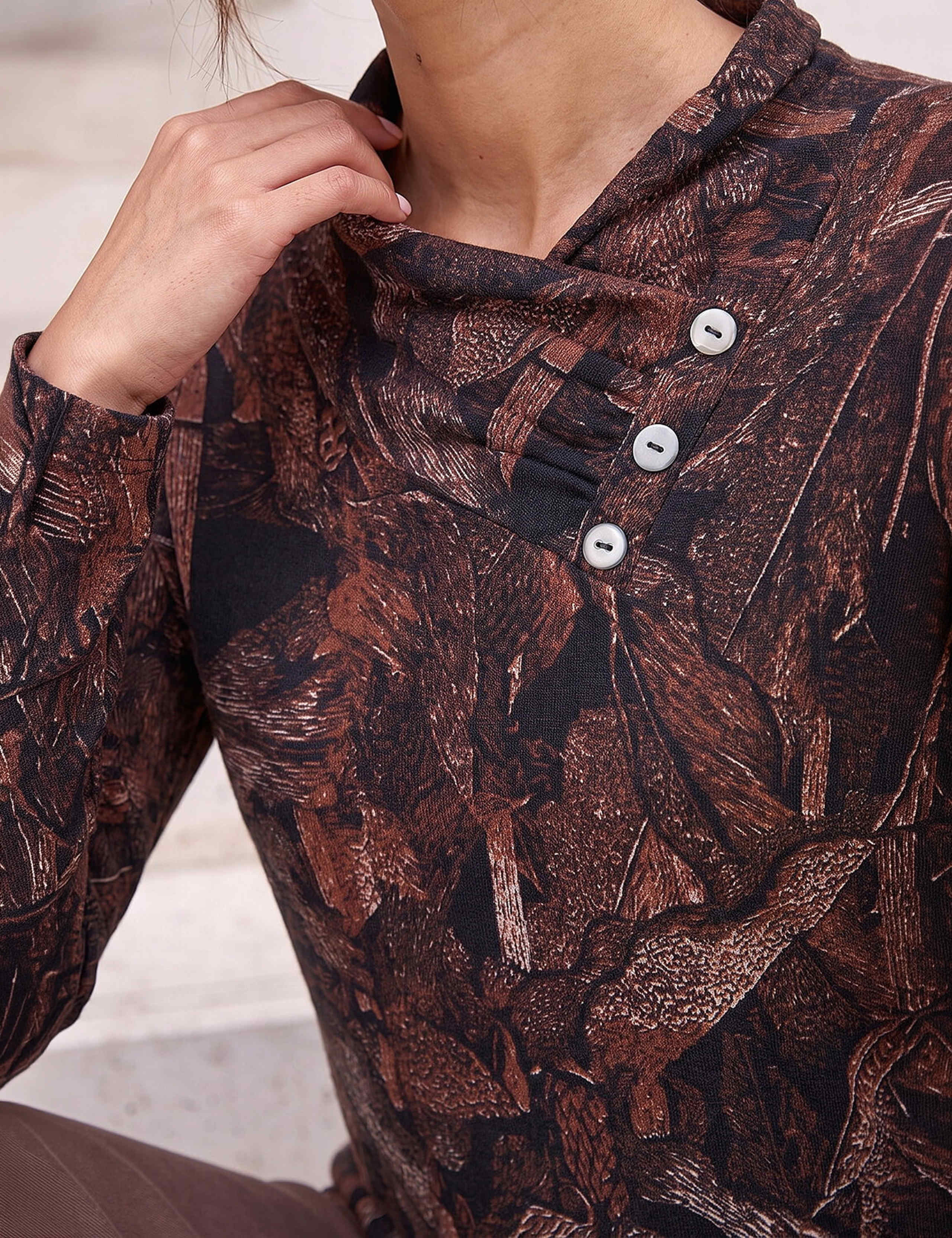 Abstract Floral Print Button Detail Top 4 of 4