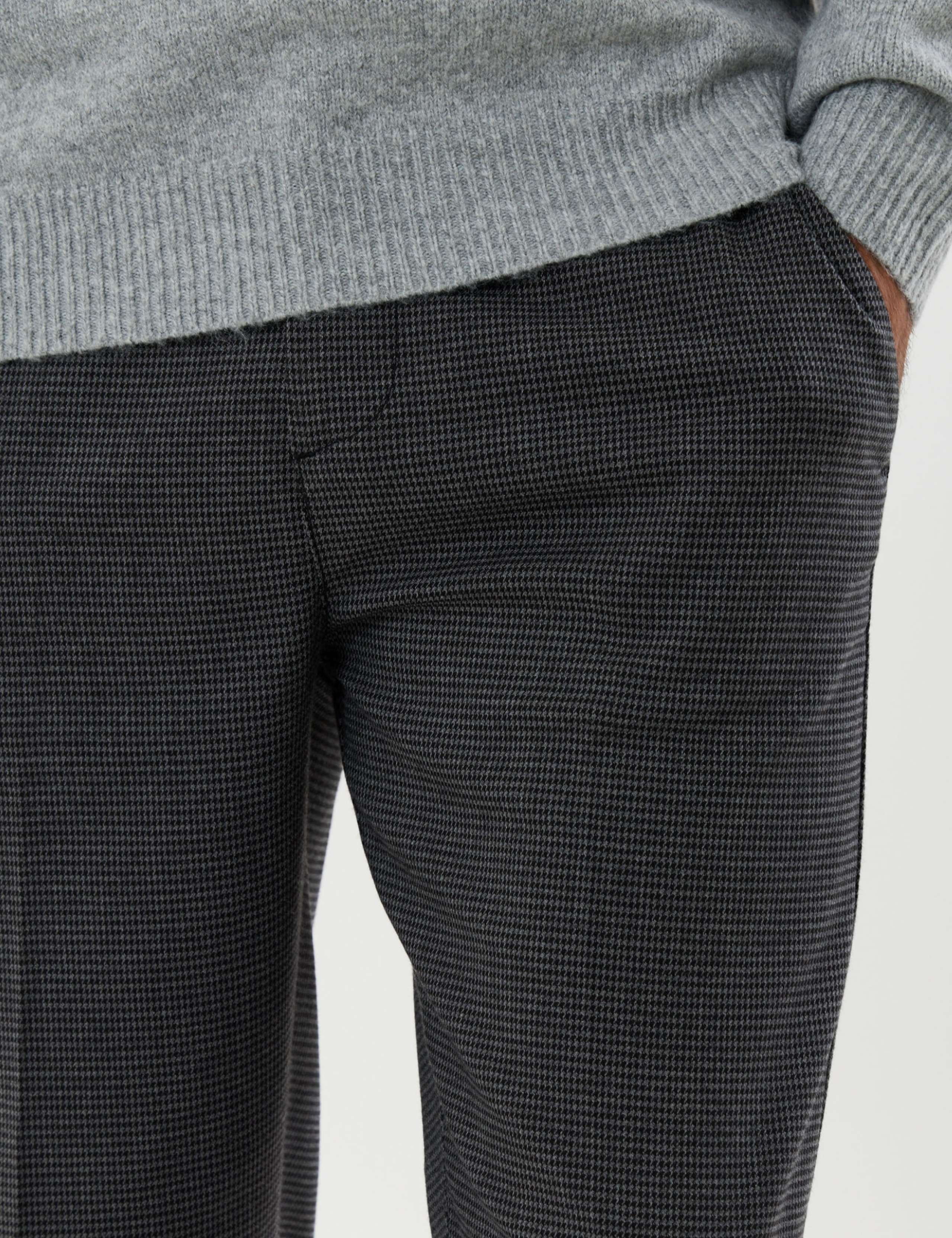 Tailored Fit Straight Leg Trousers 4 of 5