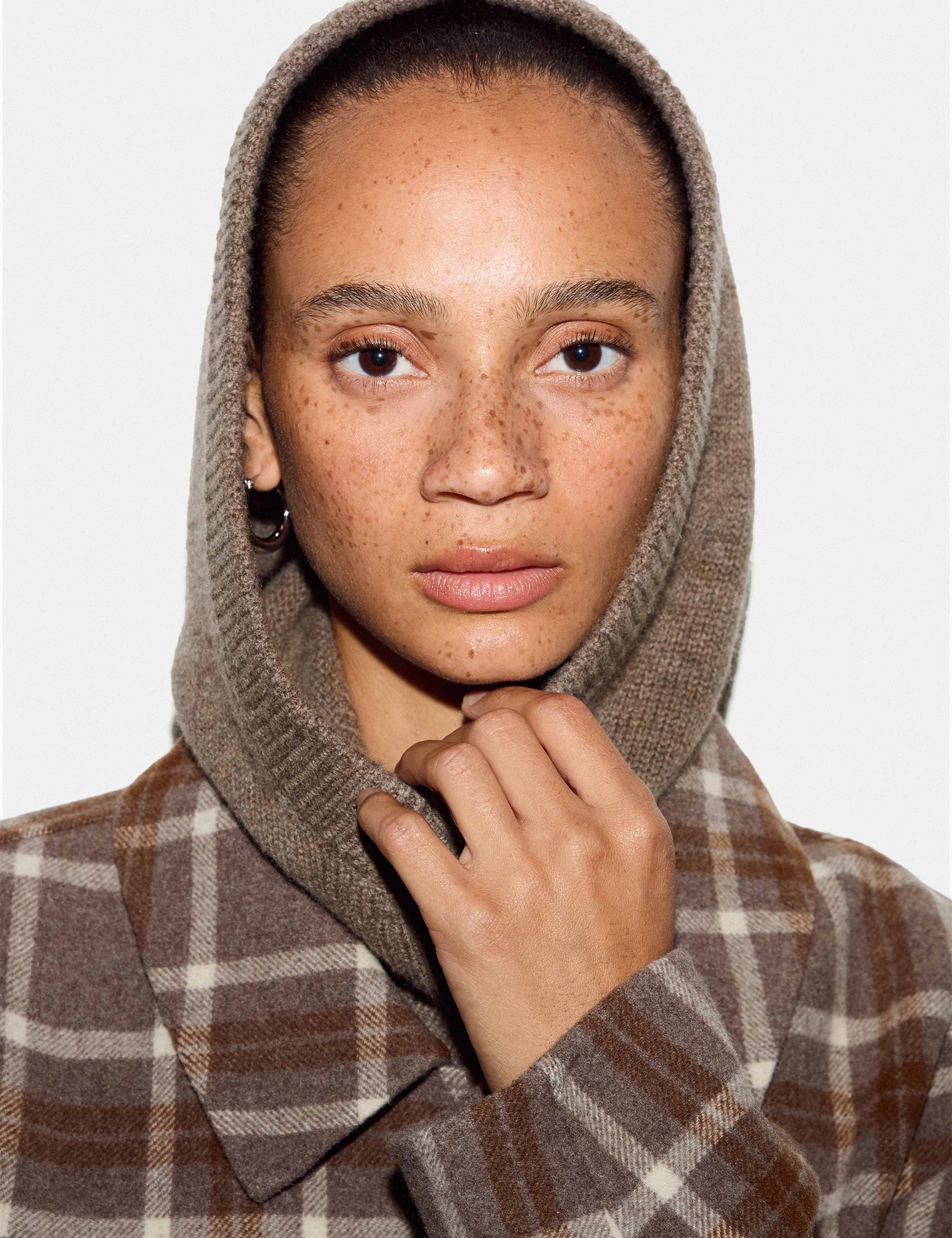 Wool Rich Hooded Snood with Cashmere 2 of 2