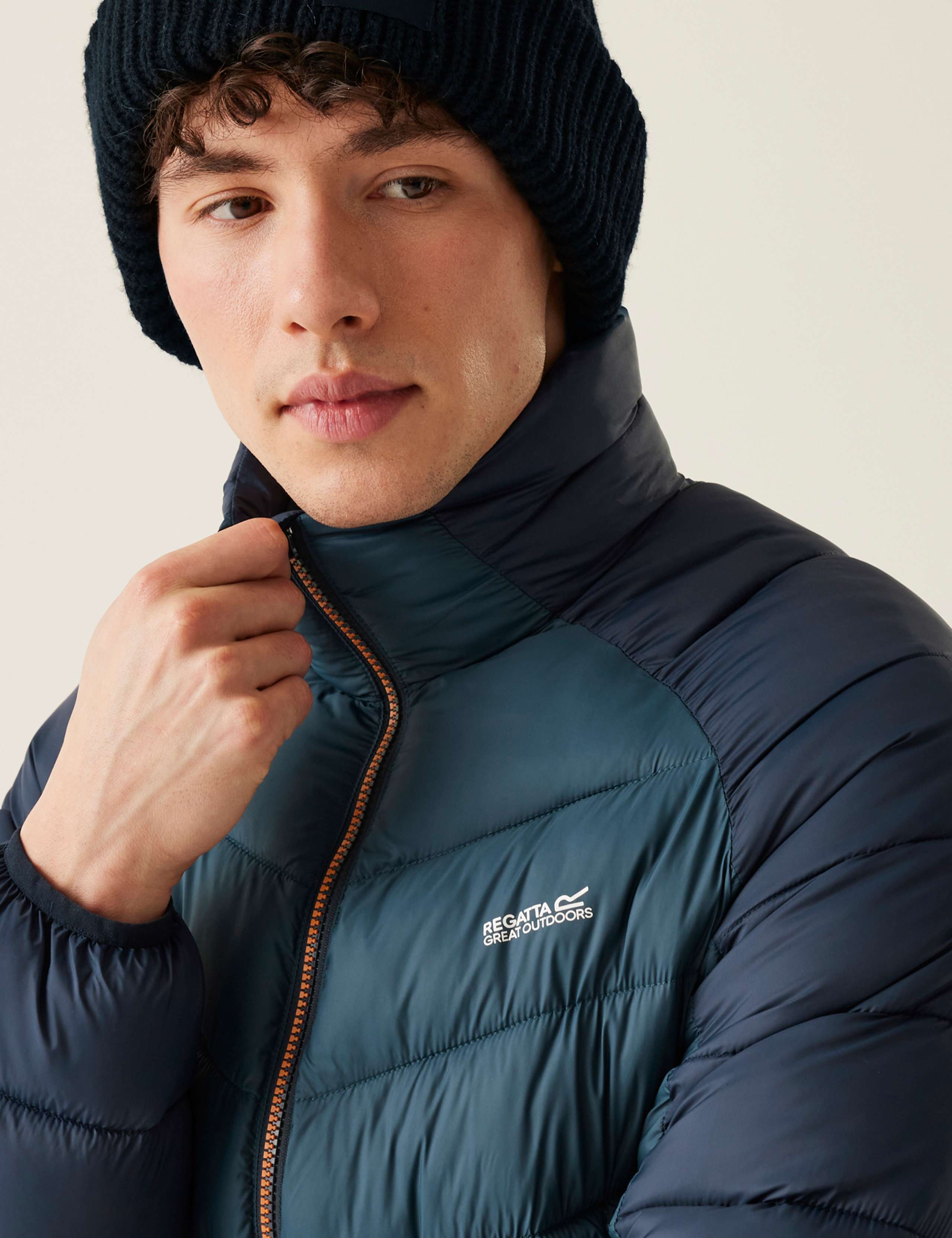 Dalent Lightweight Padded Jacket 5 of 6