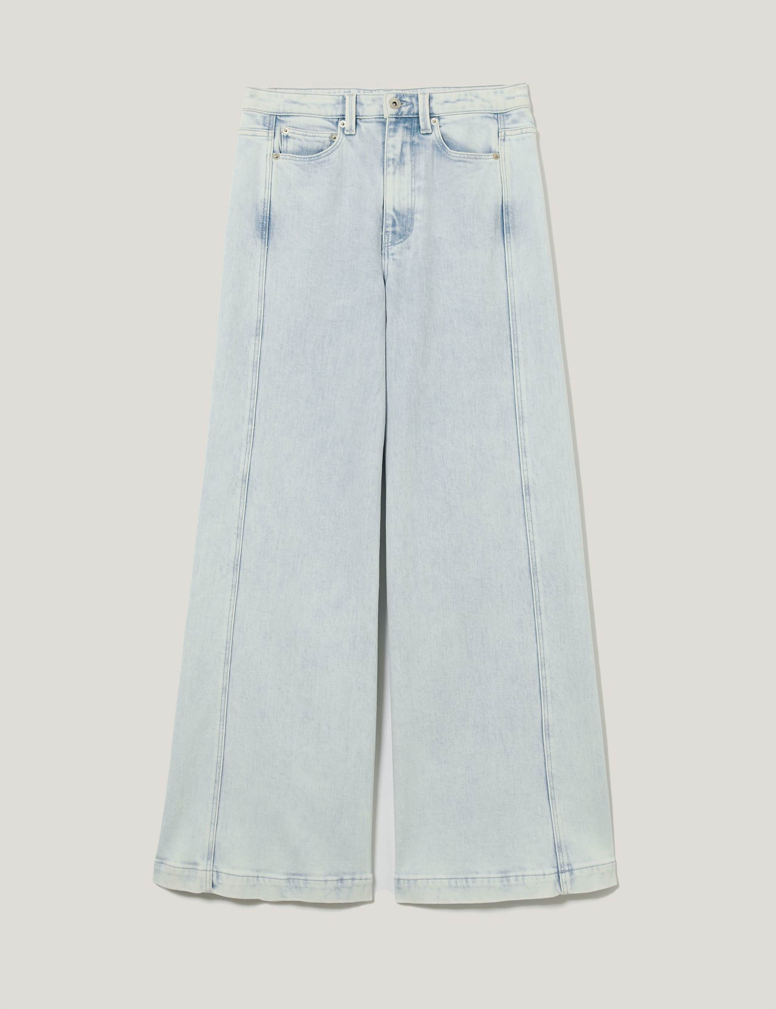 Mid Rise Wide Leg jeans 2 of 5