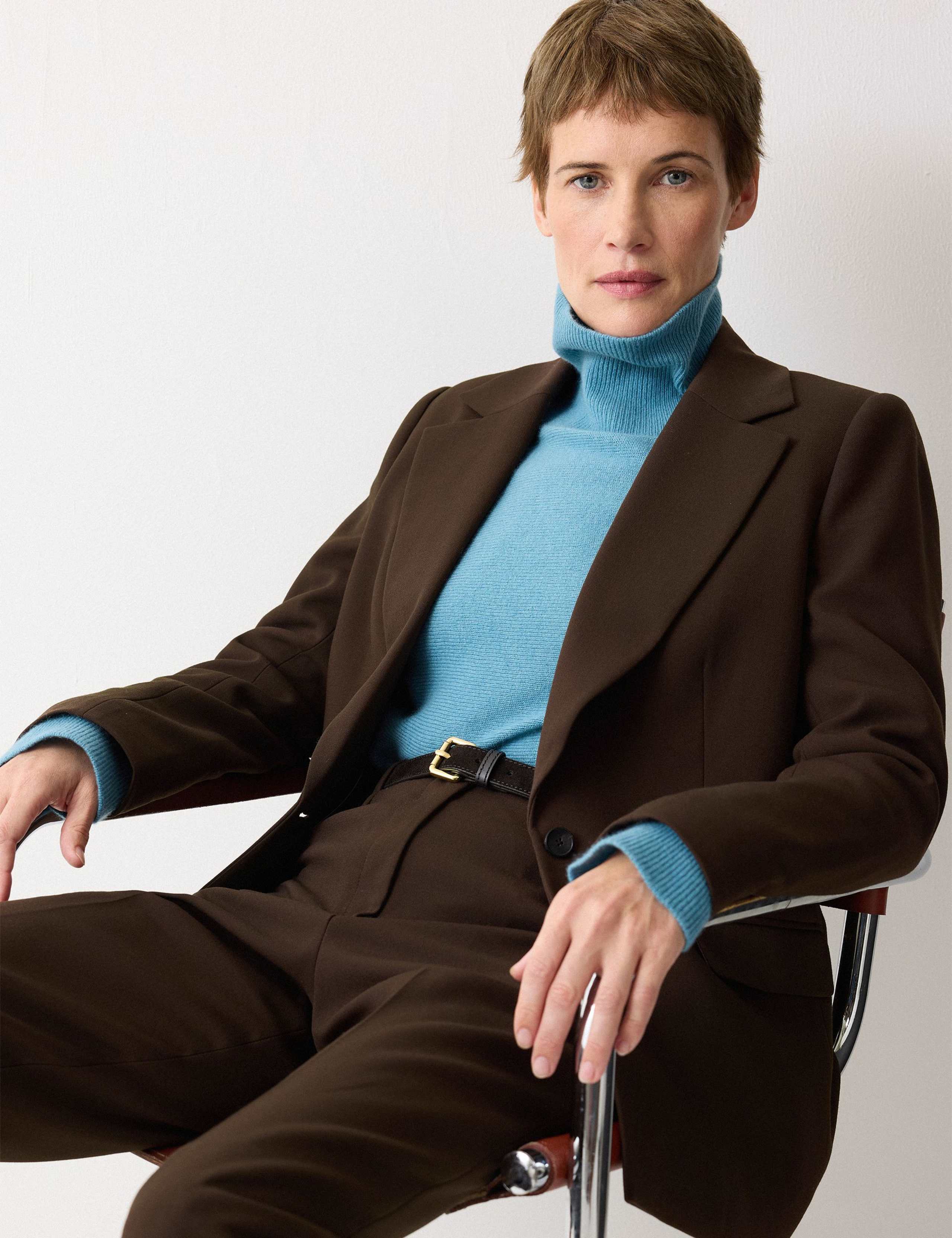 Crepe Single Breasted Tailored Blazer 6 of 6