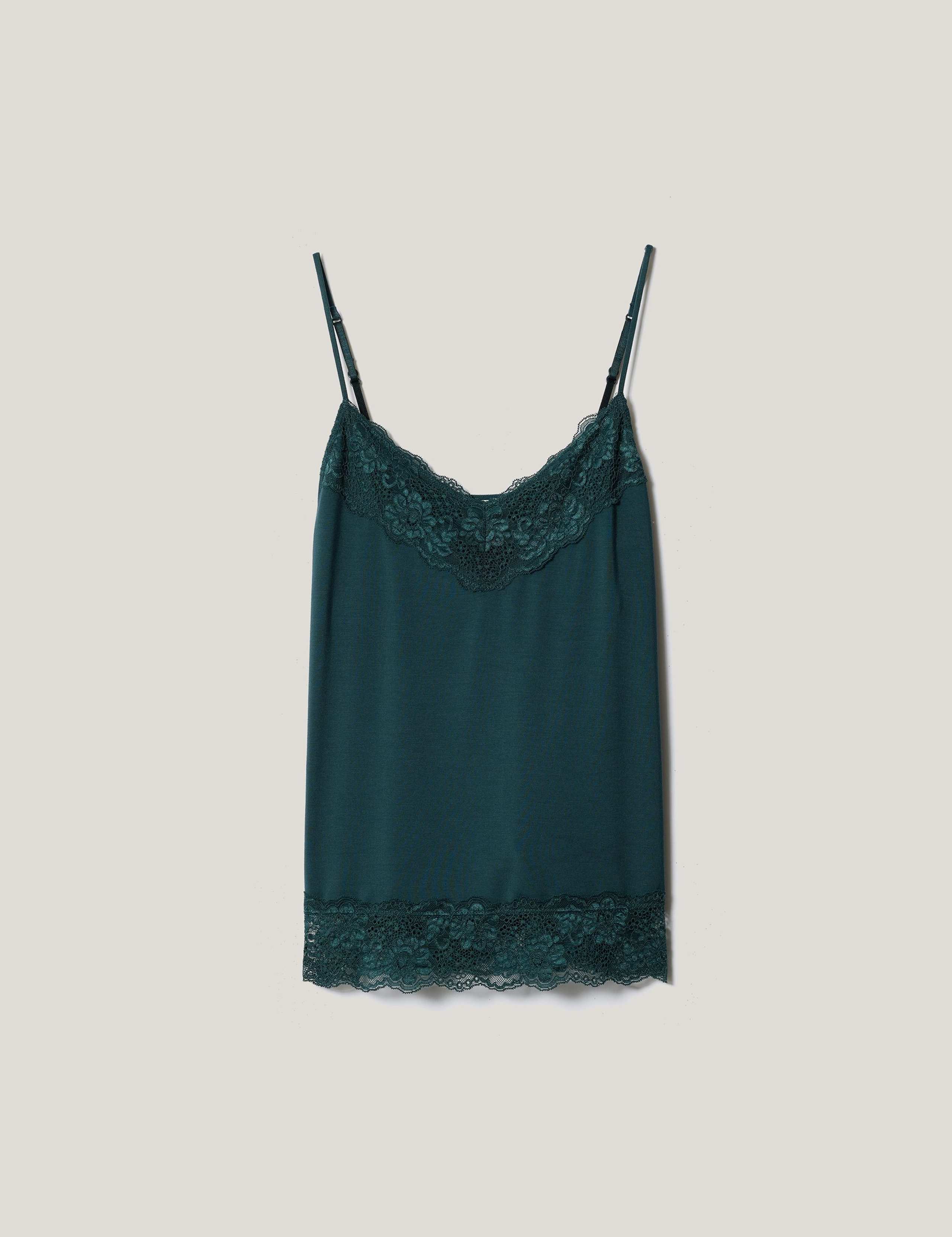 Modal Rich V-Neck Lace Vest 2 of 5