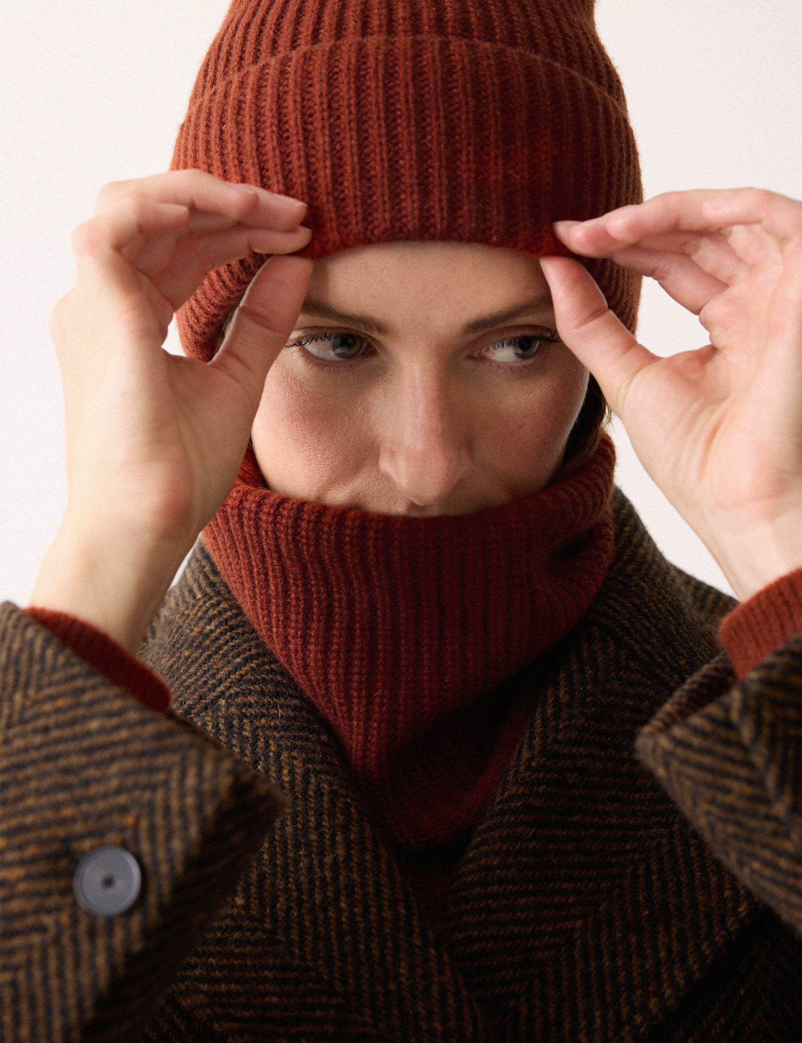 Wool Rich Ribbed Knit Snood 1 of 3