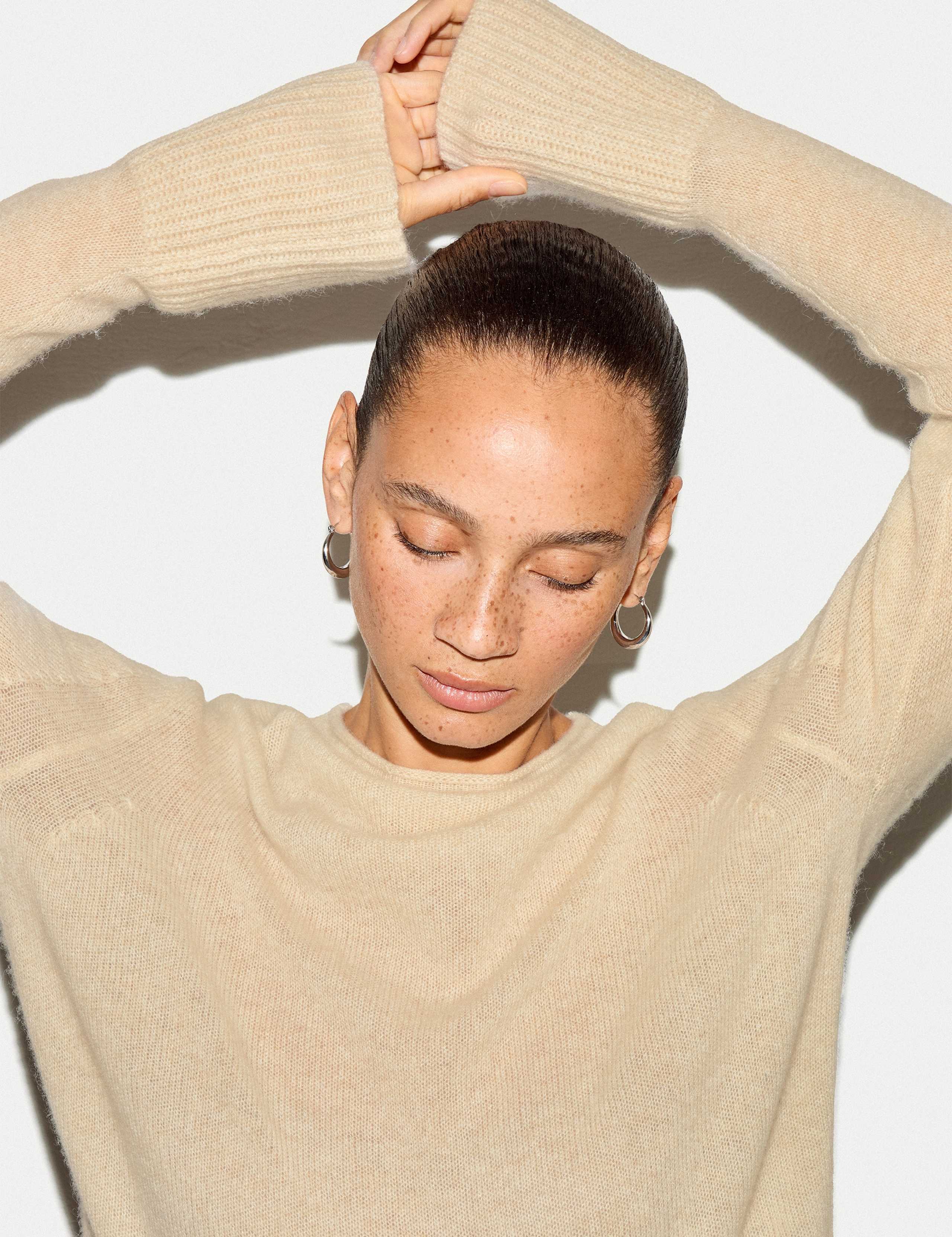Pure Cashmere Round Neck Fluted Cuff Jumper 4 of 5