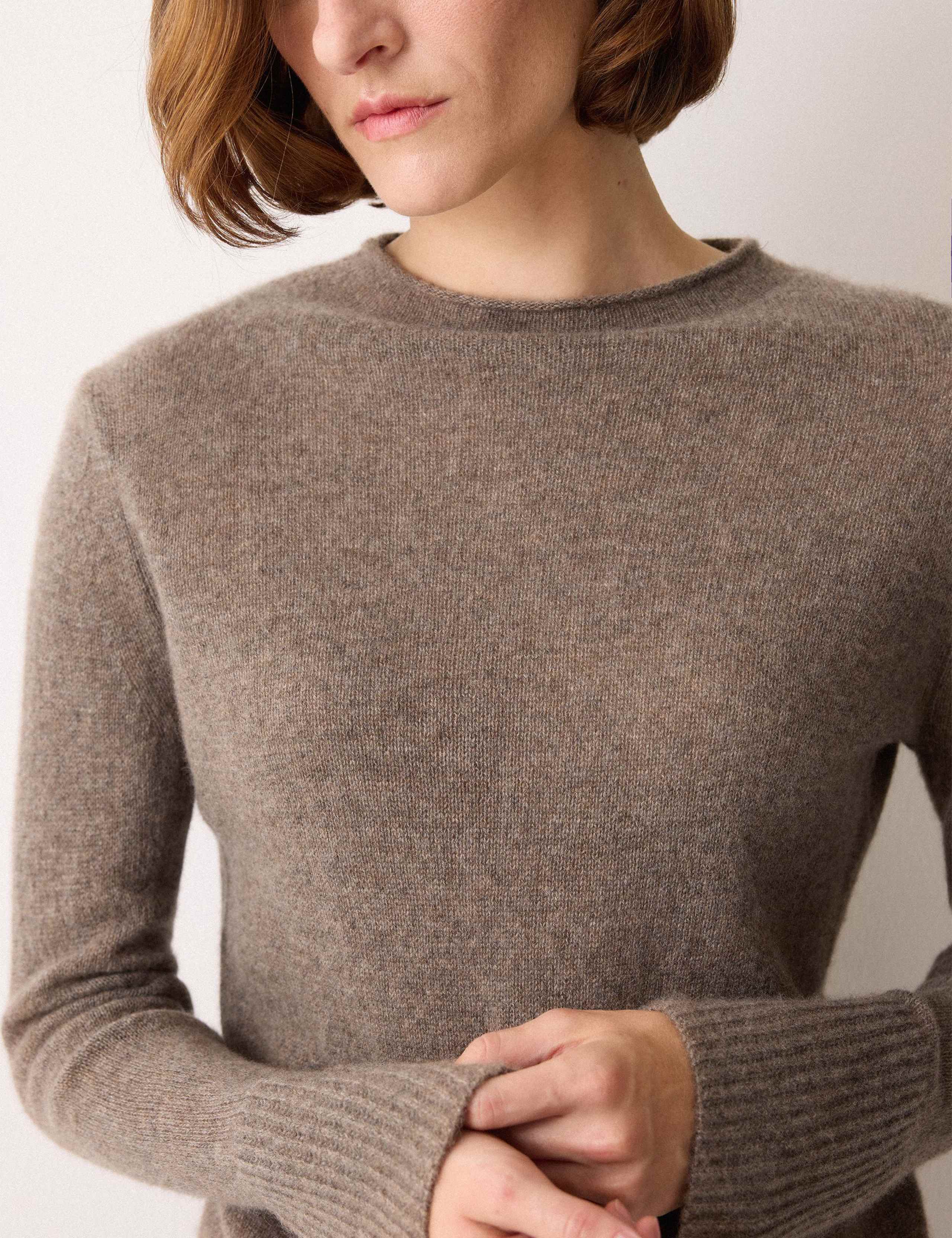 Pure Cashmere Round Neck Fluted Cuff Jumper 5 of 6
